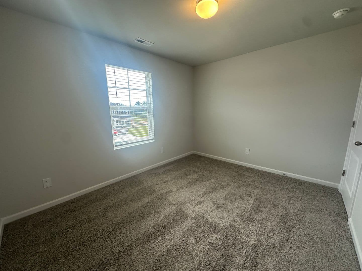 Raeford House: 191 Hornet Dr