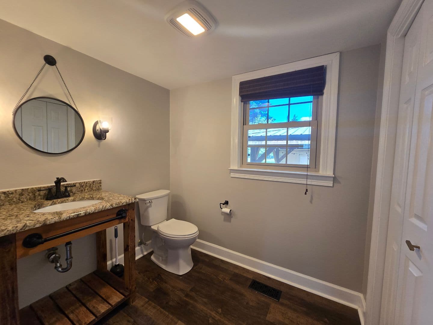 Raeford House: 409 N Fulton Street