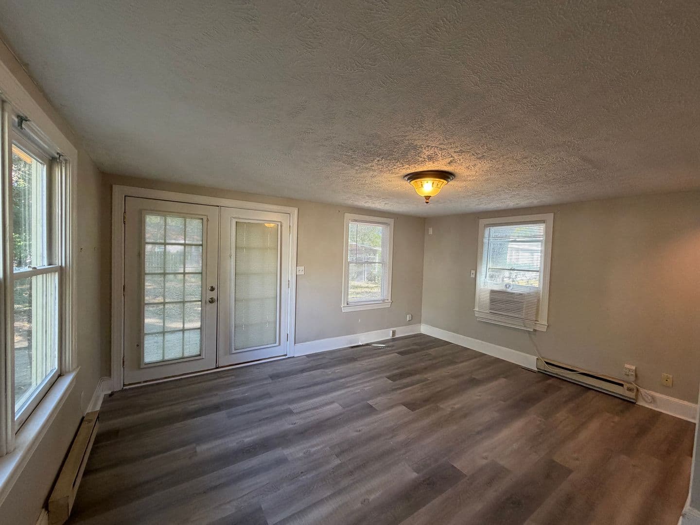 Fayetteville House: 213 Brainerd Avenue