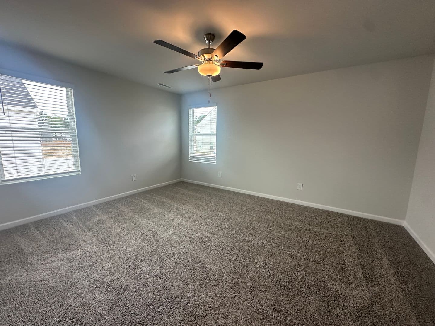 Raeford House: 191 Hornet Dr