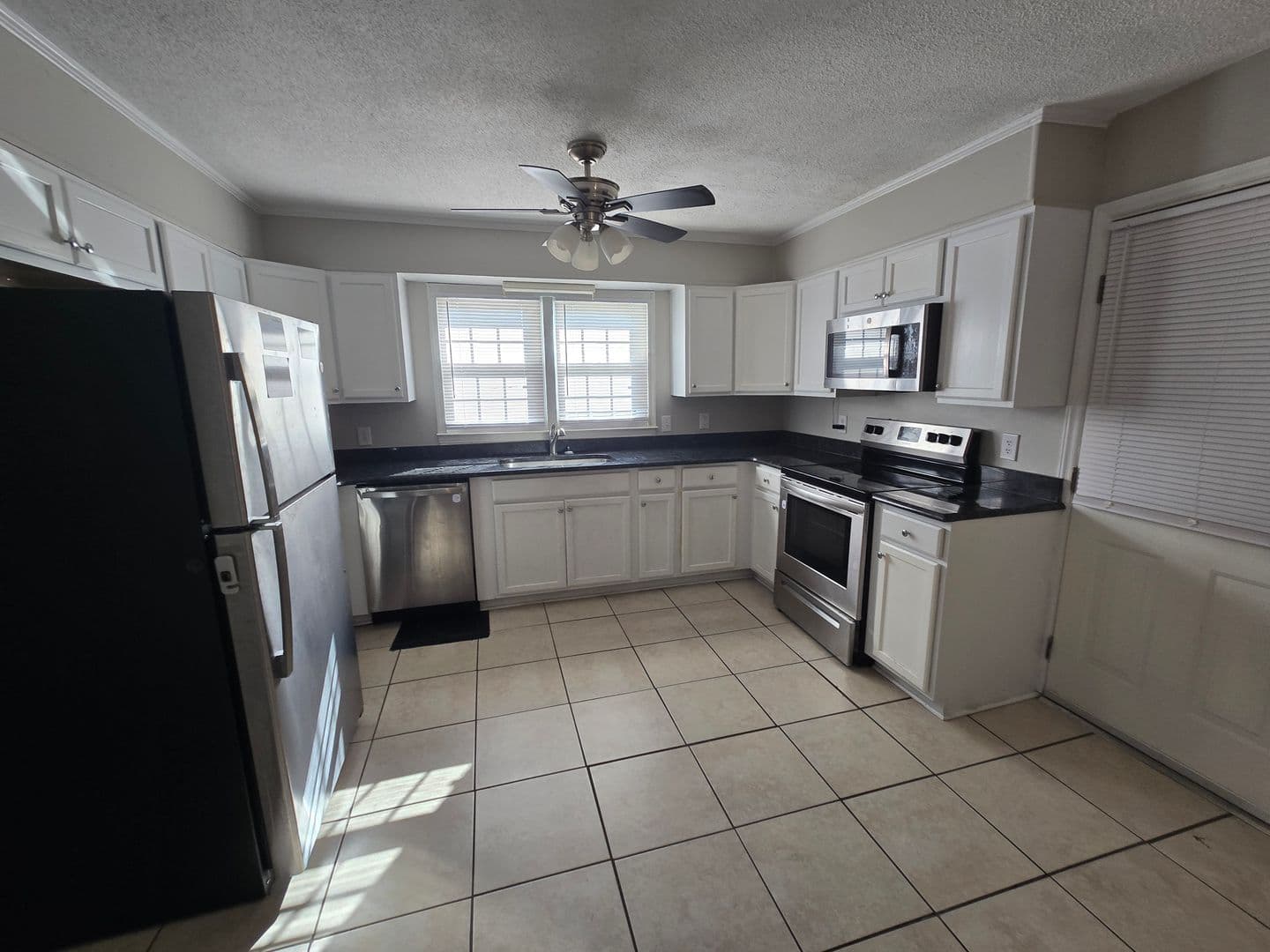 Fayetteville House: 622 Bedford Road