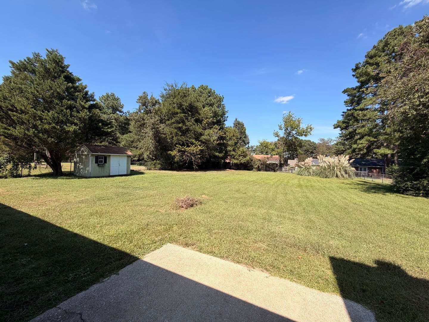 Fayetteville House: 6816 Woodmark Drive