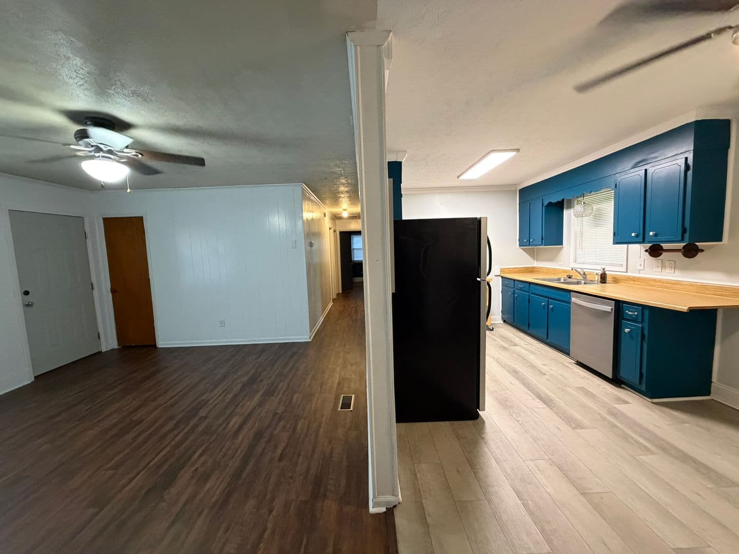 Fayetteville House: 6350 Rockford Drive