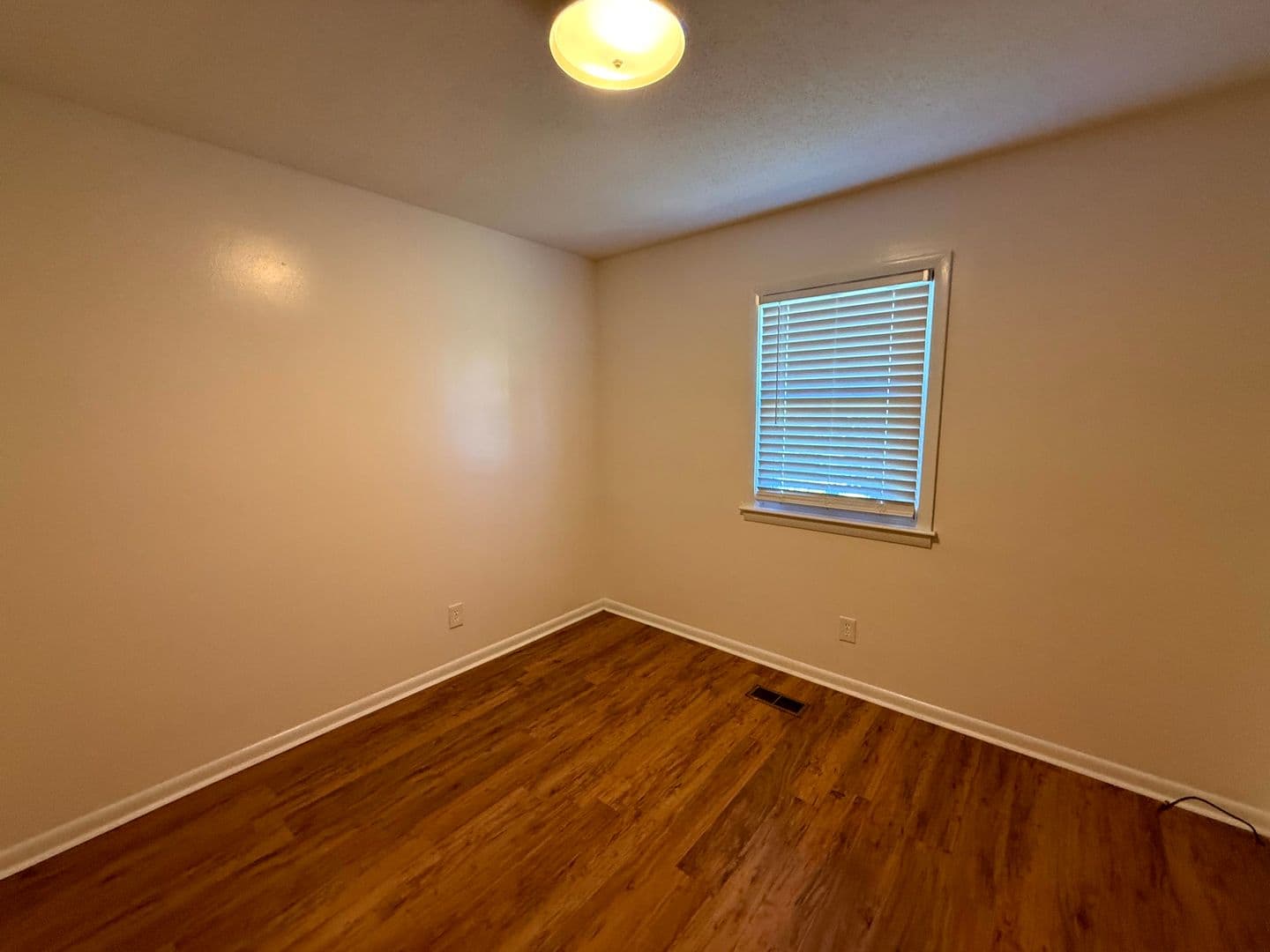 Fayetteville House: 6441 Kincross Avenue