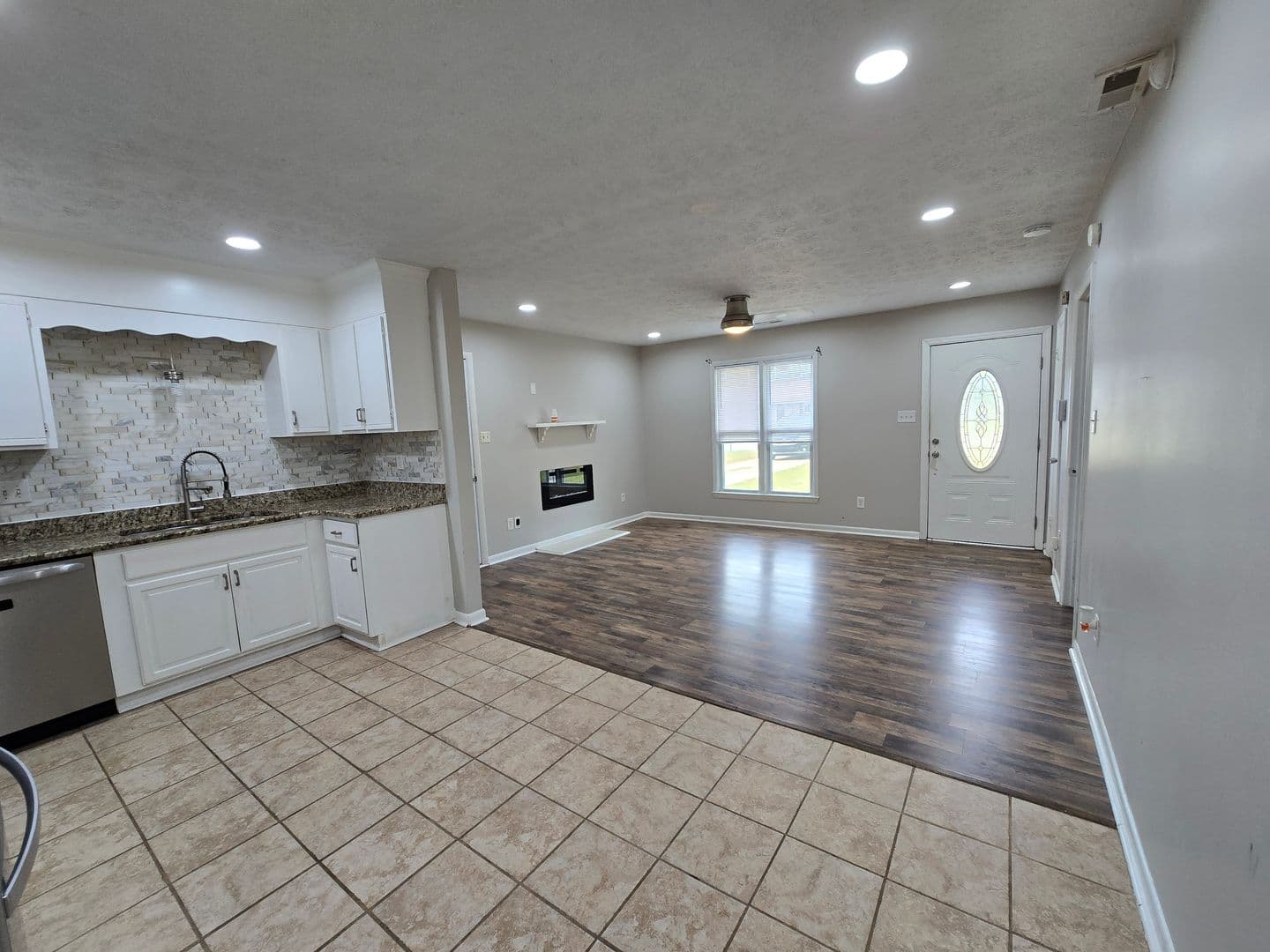 Fayetteville House: 1956 Nordic Drive