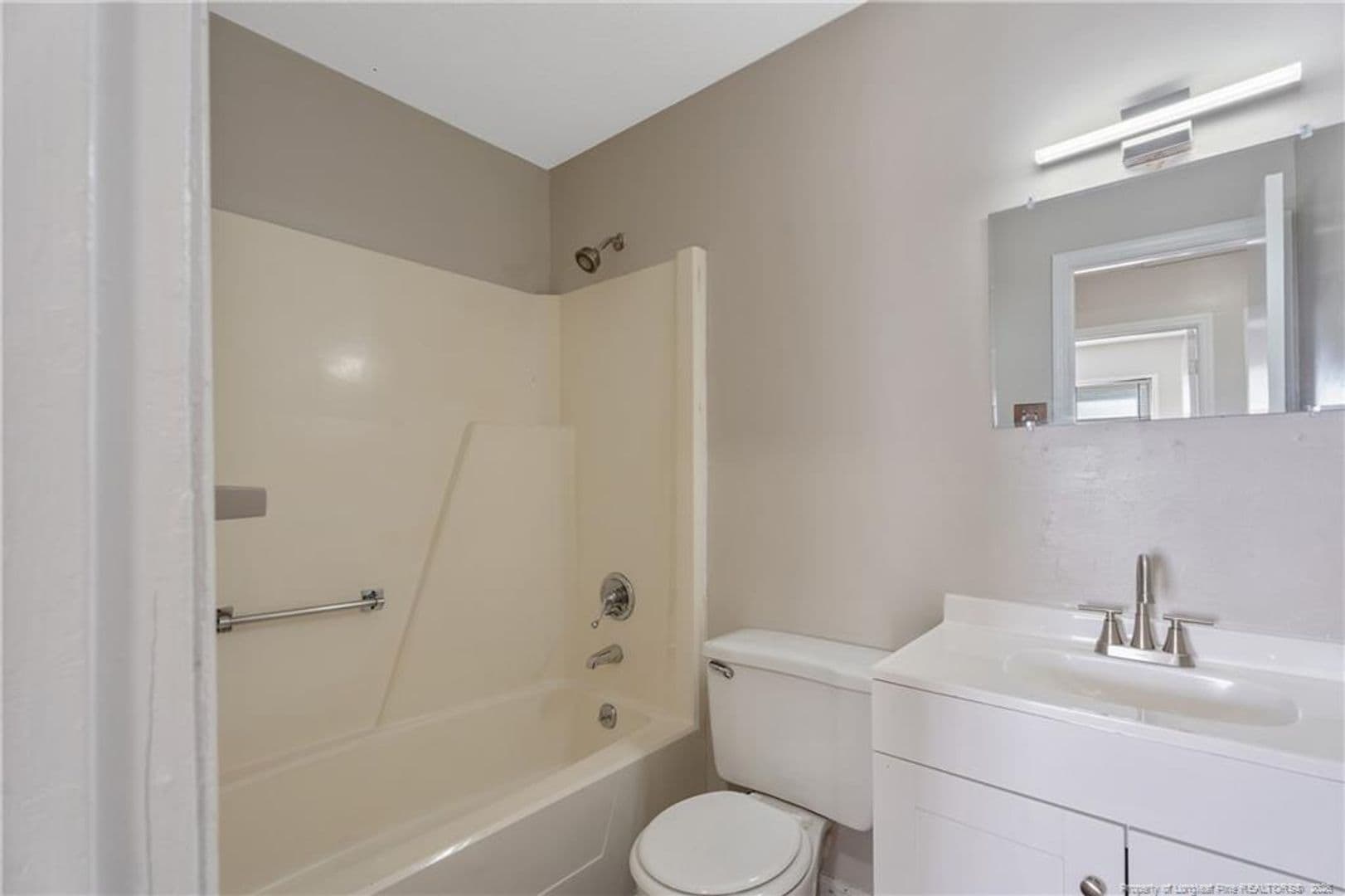 Fayetteville House: 416 Kirkcaldy