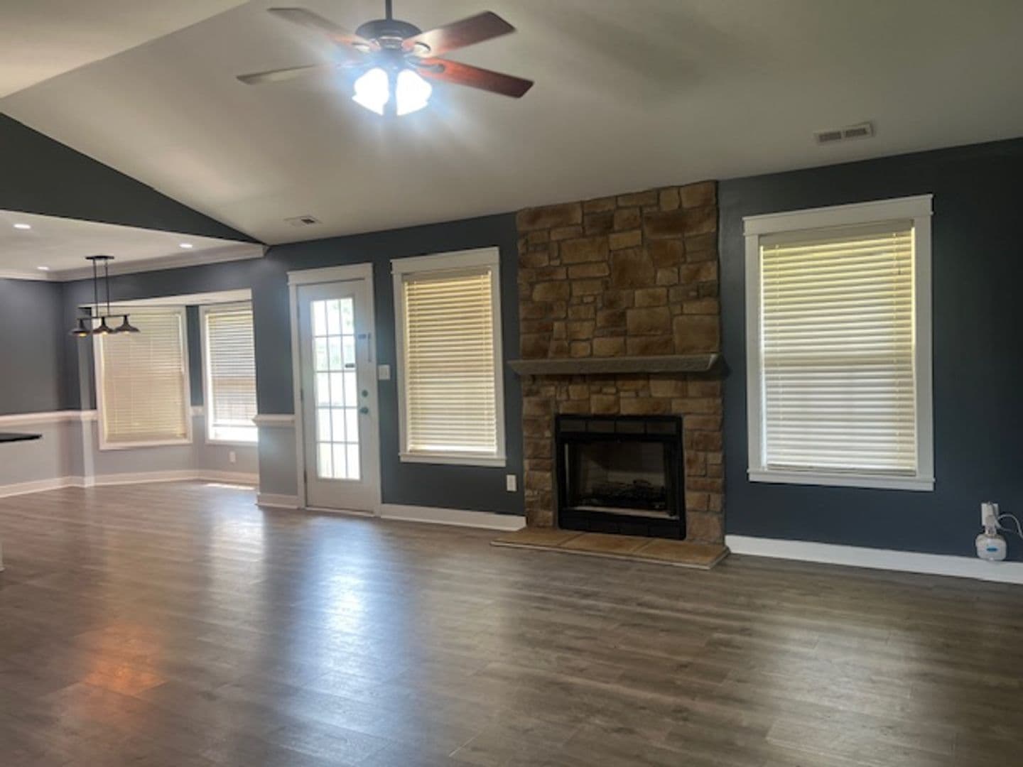 Fayetteville House: 436 Chester Lake Place