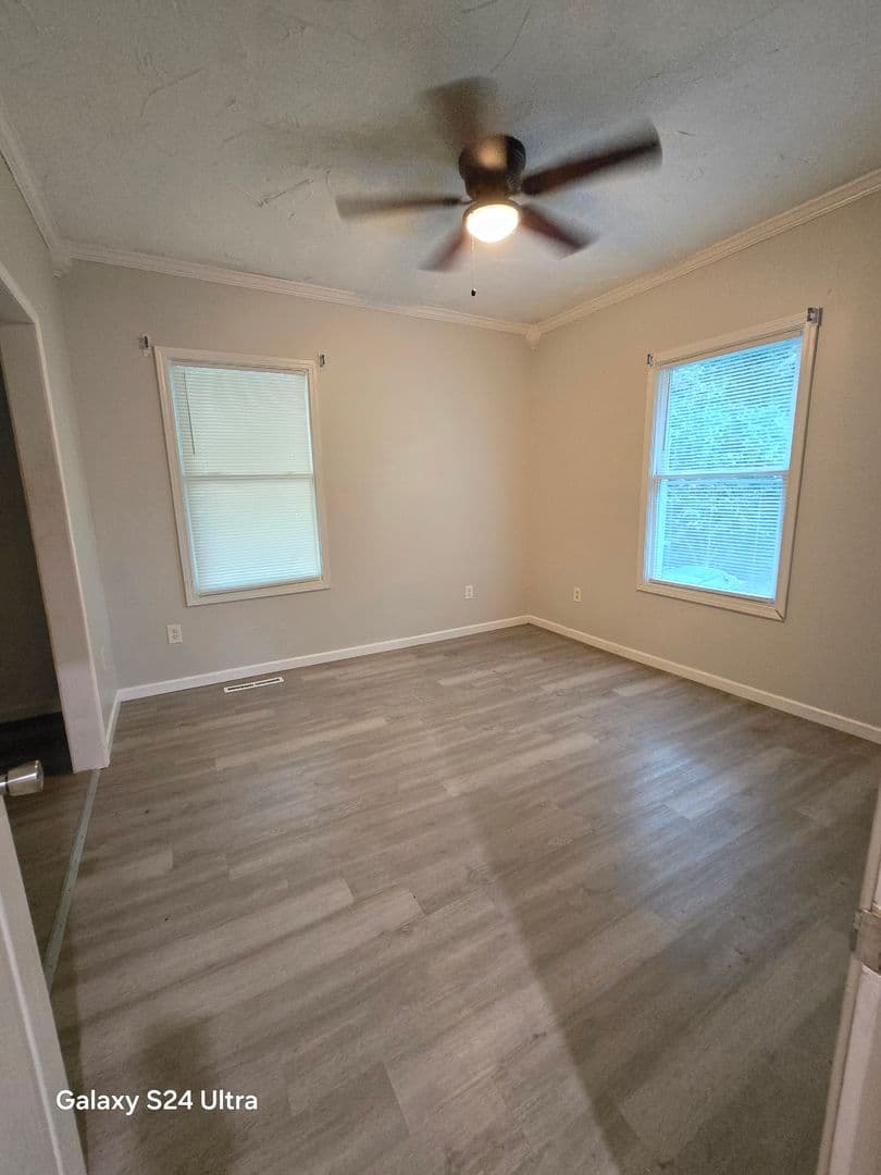 Fayetteville House: 1912 Cowan Street