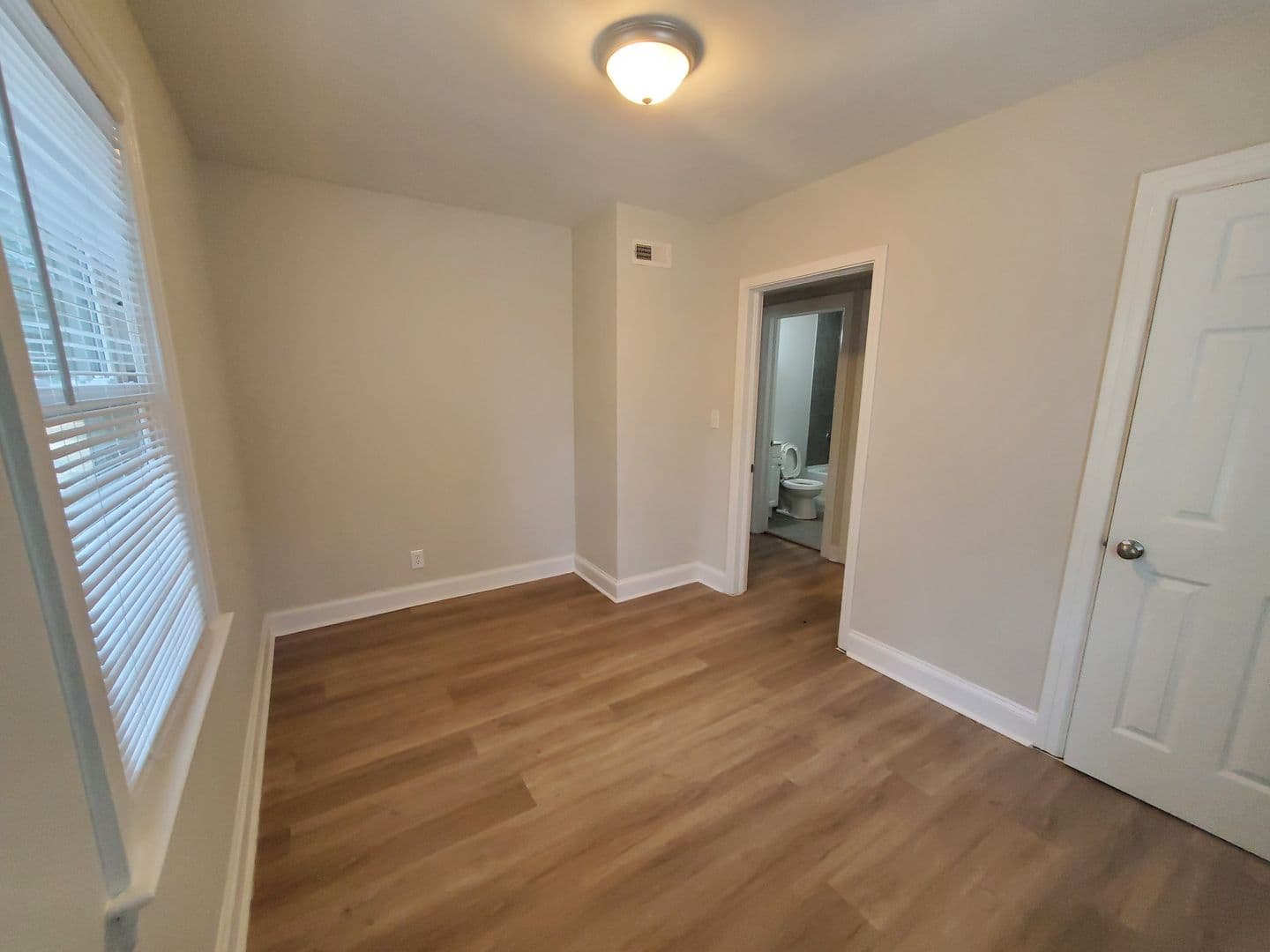 Fayetteville Condo: 214-1 Woodrow Street