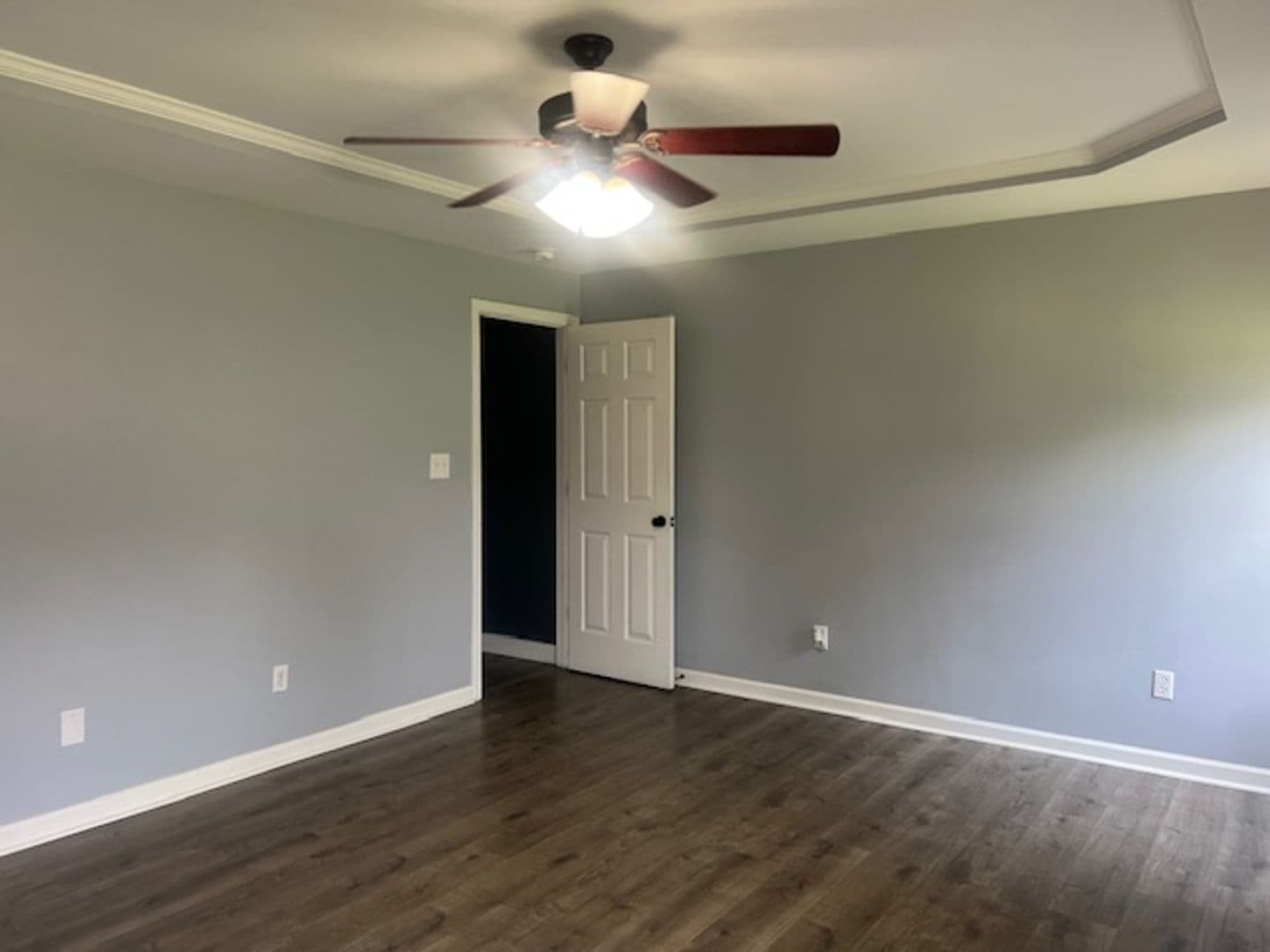 Fayetteville House: 436 Chester Lake Place