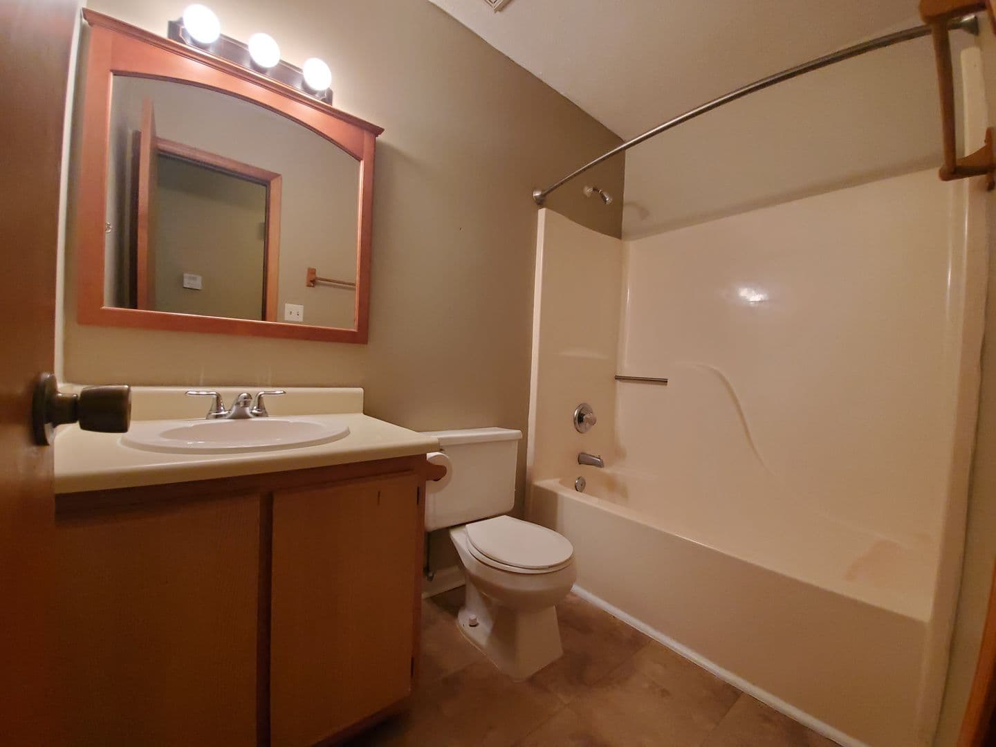 Fayetteville House: 6569 Green Meadow Court