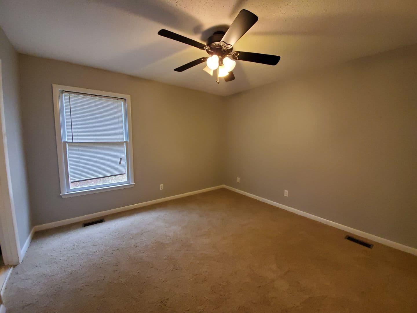 Fayetteville House: 7290 Surf Place