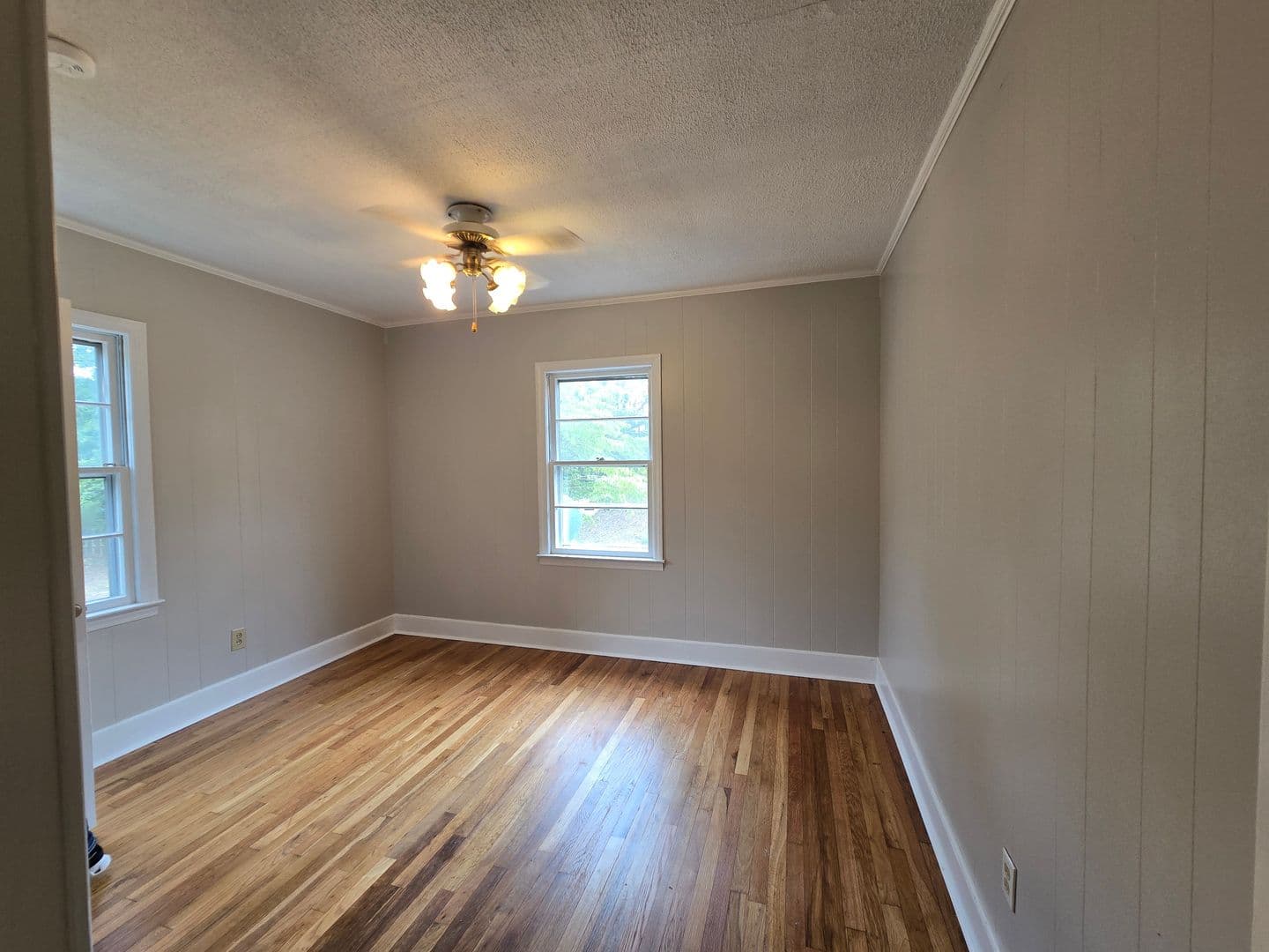 Fayetteville House: 217 Brainerd Avenue
