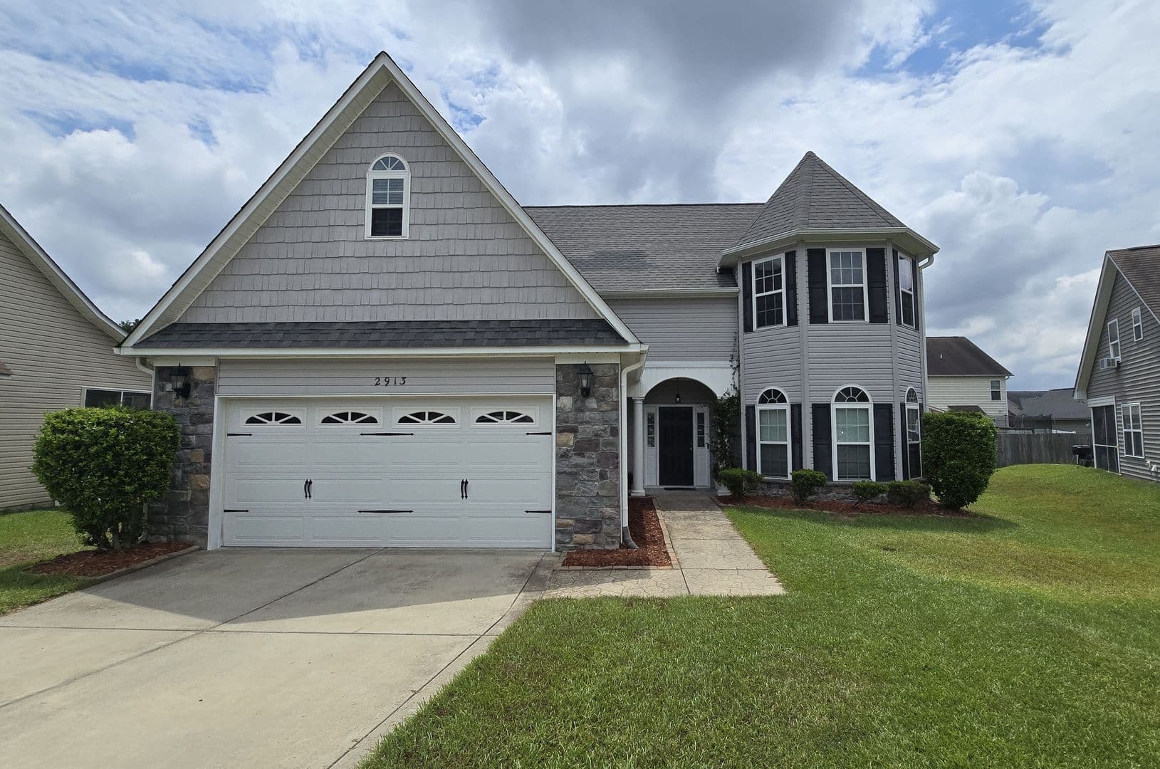 Fayetteville House: 2913 Schonner Court