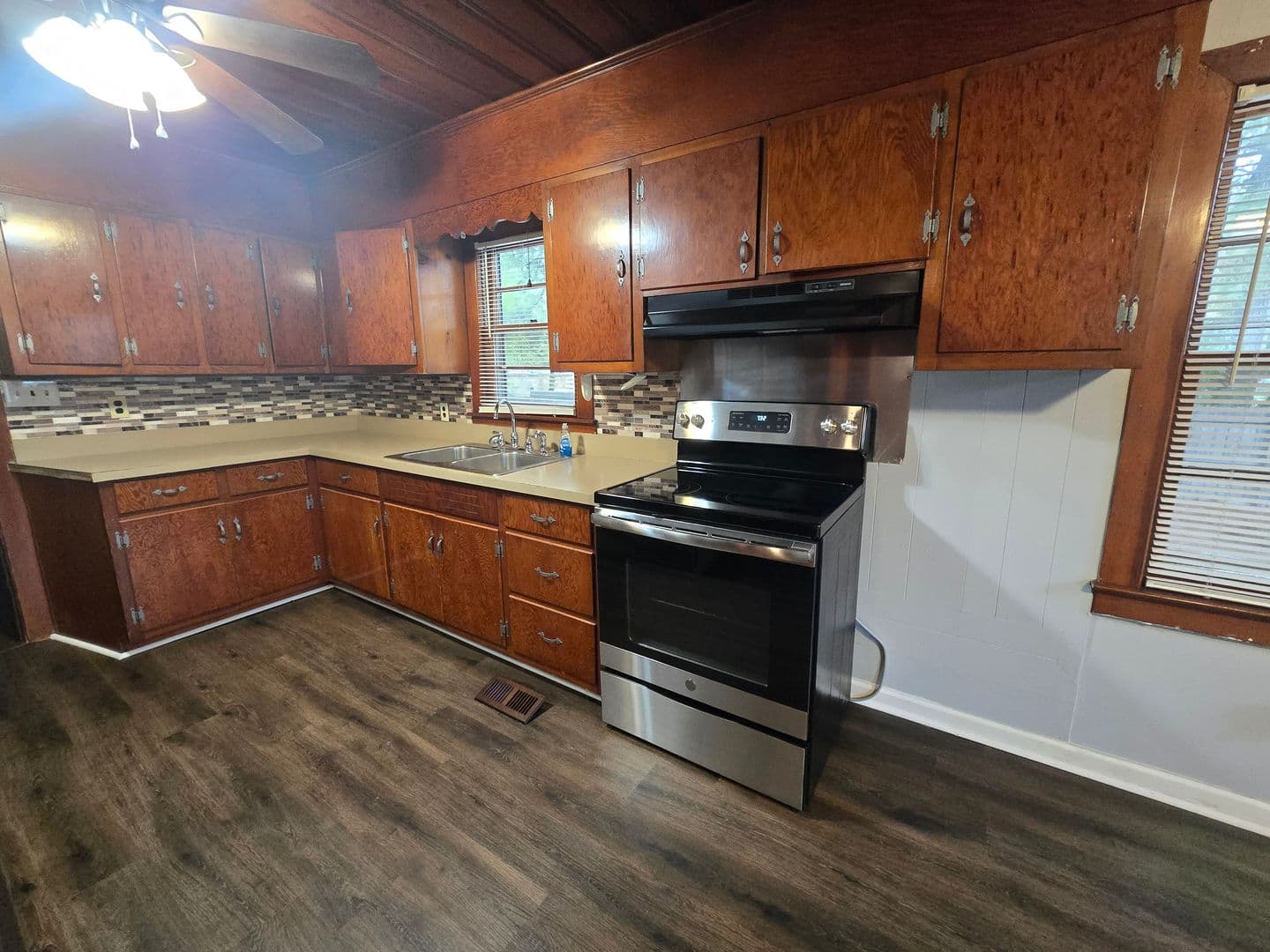 Fayetteville House: 2256 Downing Road