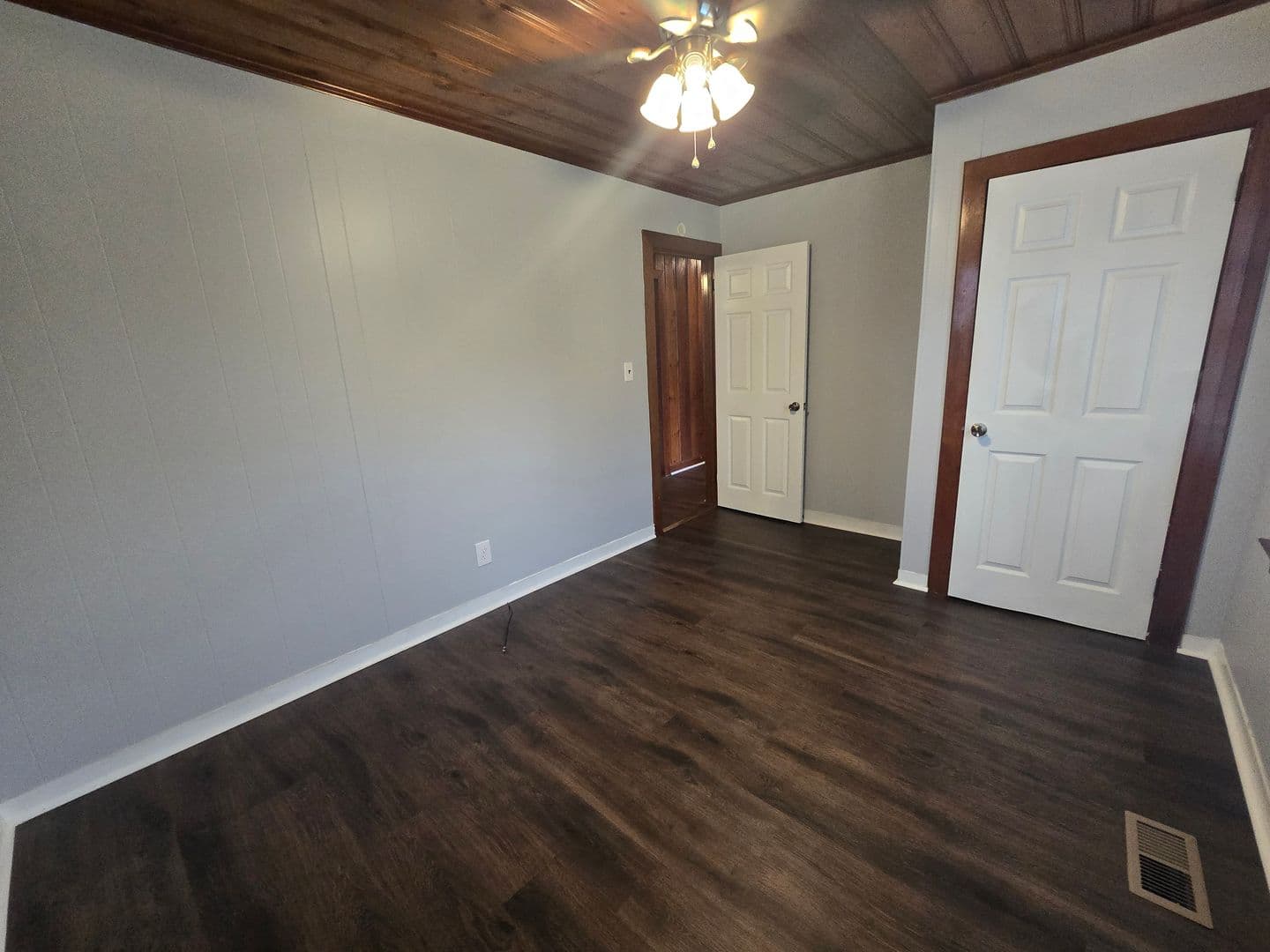 Fayetteville House: 2256 Downing Road
