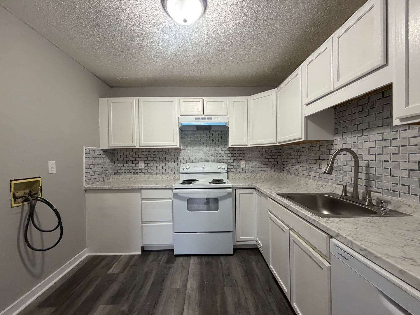 Spring Lake House: 3315 Red Fox Road