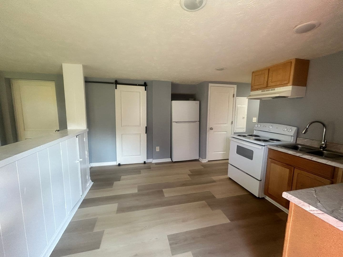 Fayetteville House: 2218-D Murchison