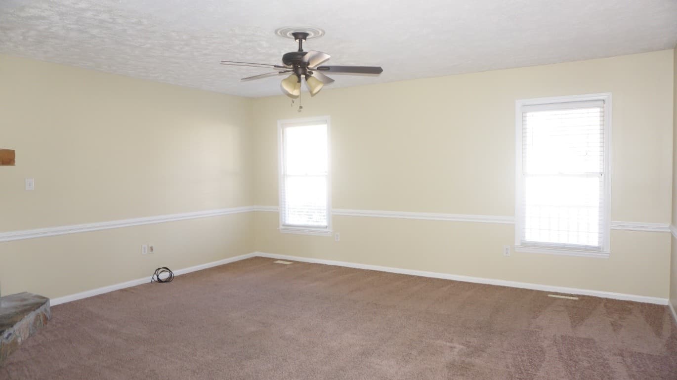 Fayetteville House: 6887 Big Wood Rd.