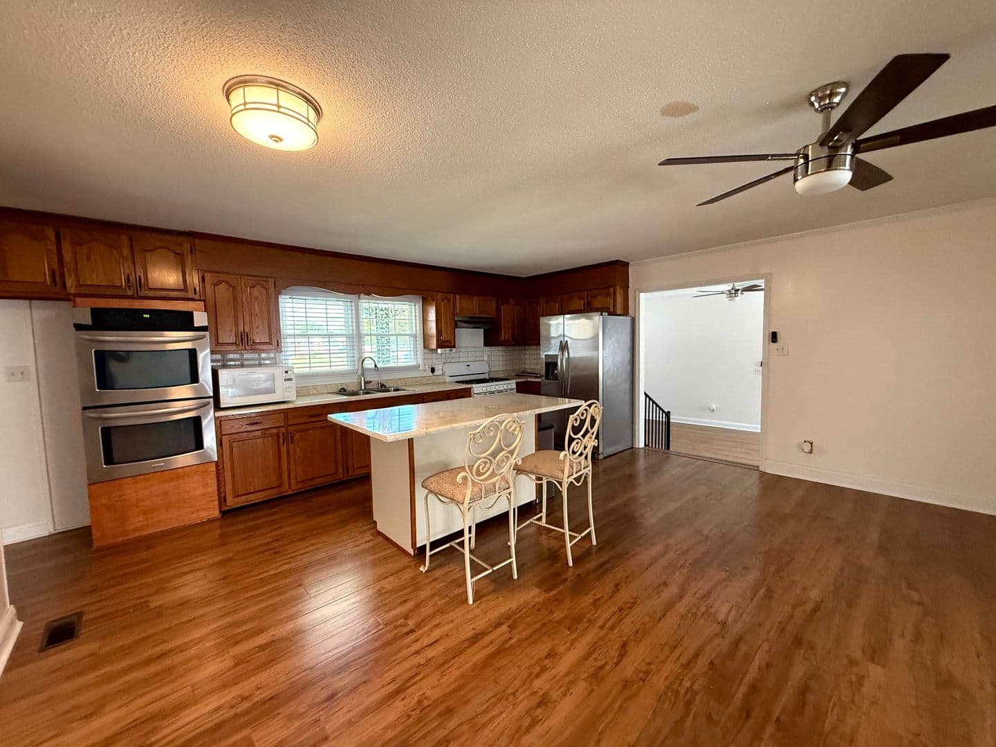 Fayetteville House: 6441 Kincross Avenue