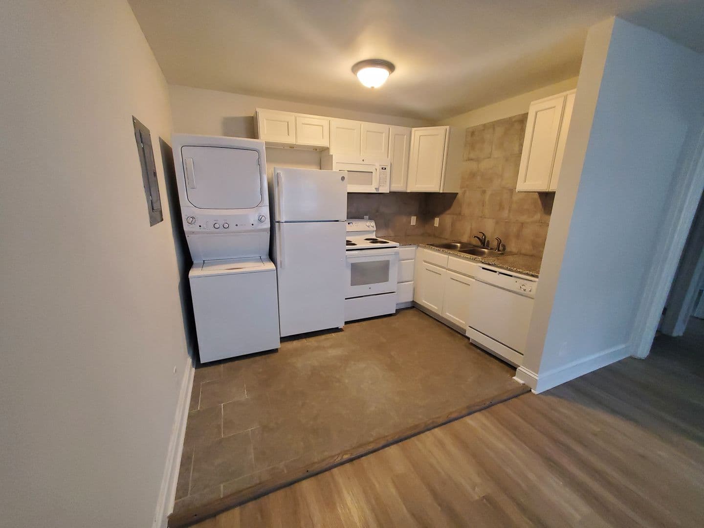 Fayetteville Condo: 214-1 Woodrow Street