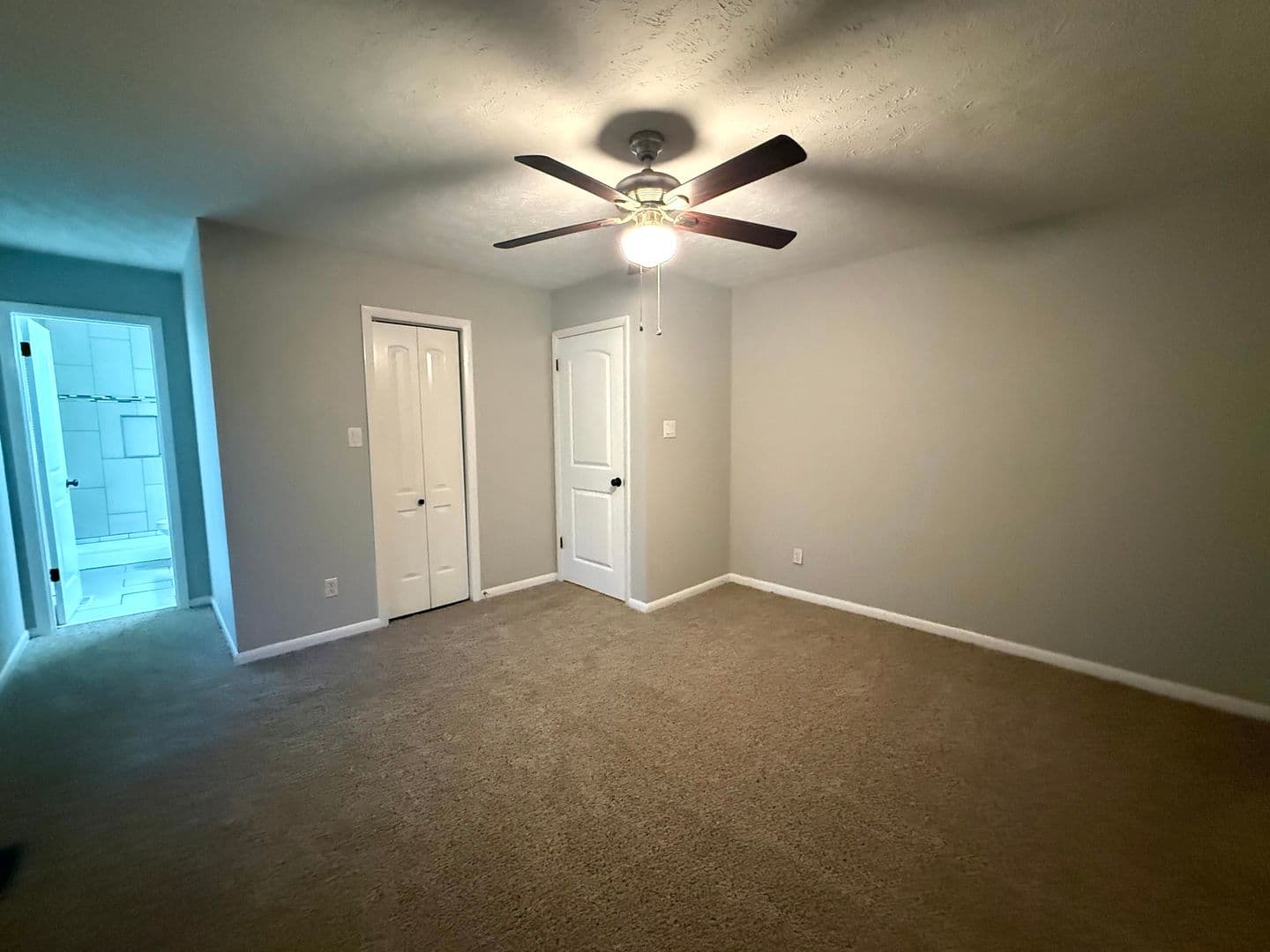 Fayetteville House: 7189 Evanston Street