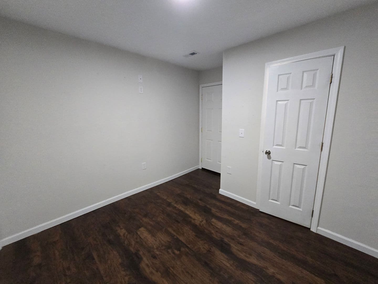 Fayetteville House: 1300-C Turnpike Road