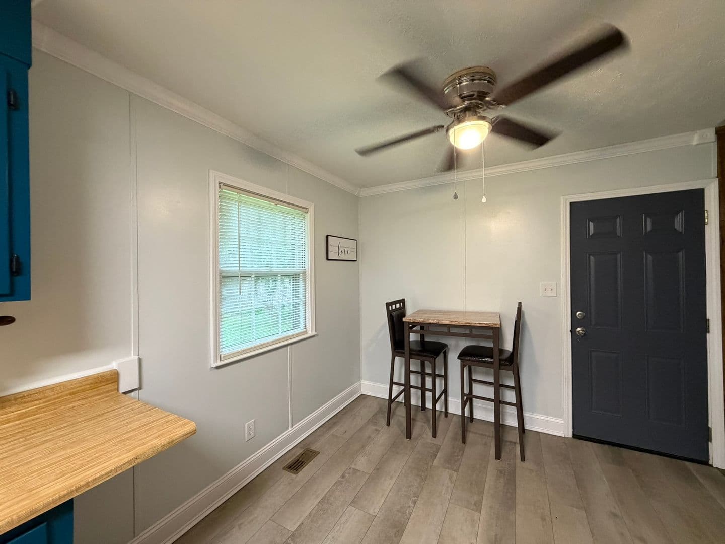 Fayetteville House: 6350 Rockford Drive