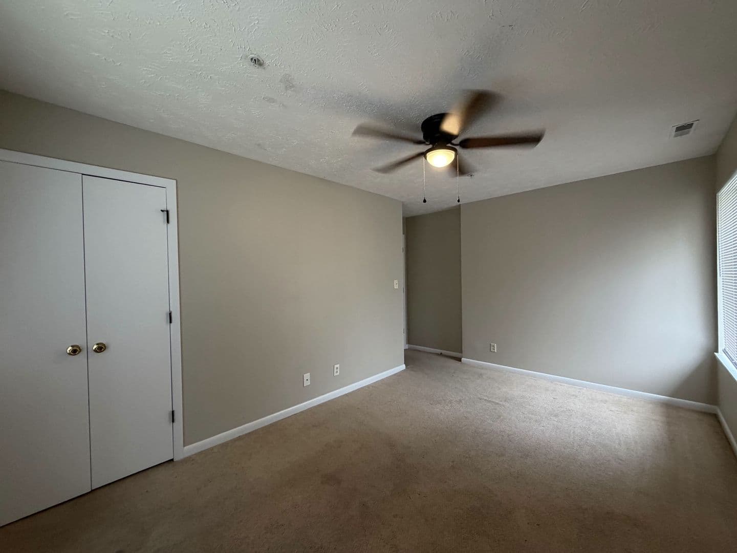 Fayetteville House: 3374-24 Galleria