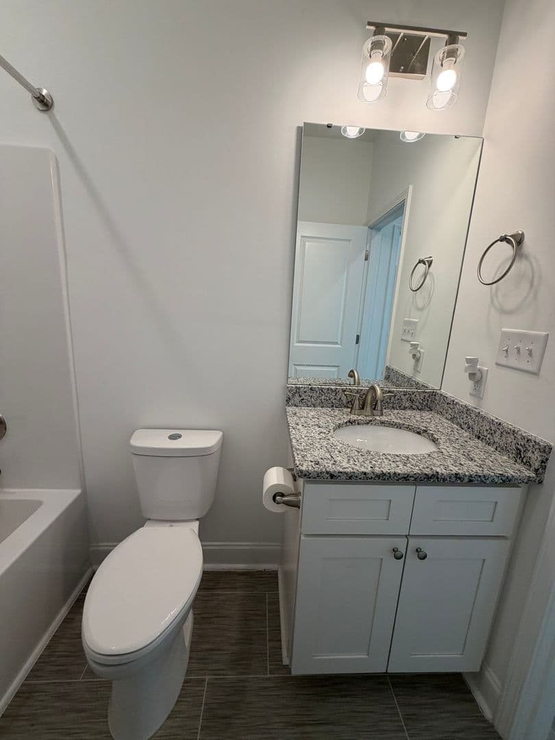 Raeford House: 908 Stevens Street