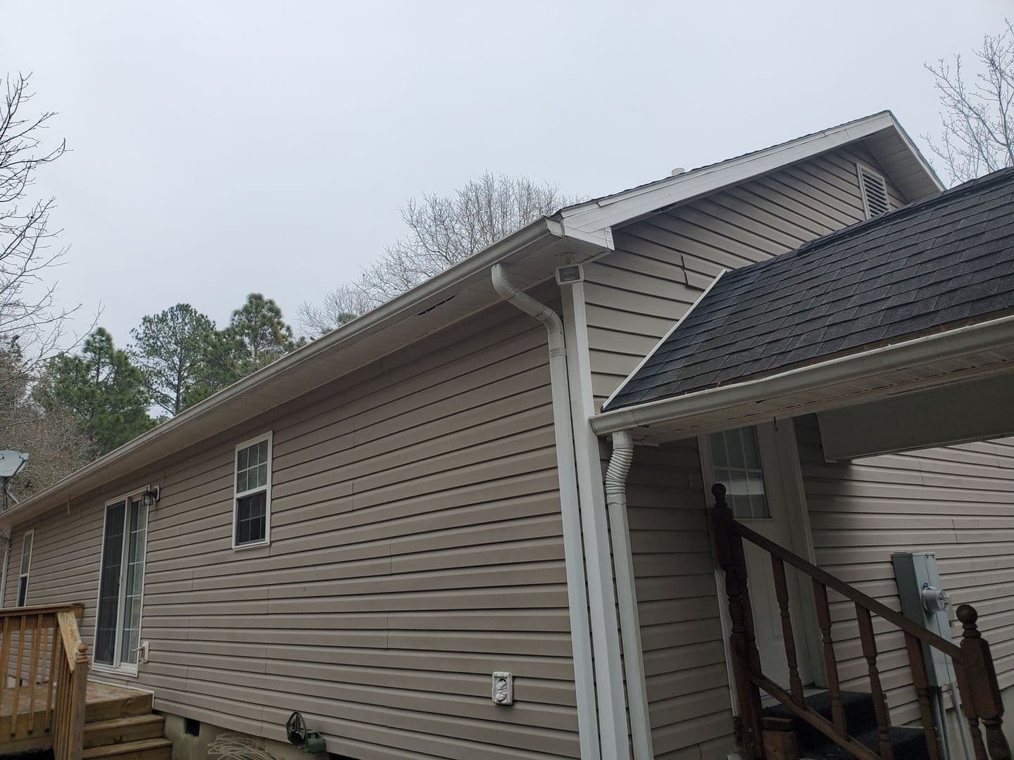 Vass House: 149 Honey Bee Ln.