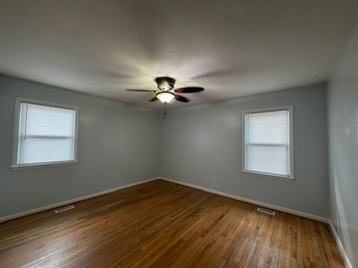 Fayetteville House: 434 Crystal Dr.
