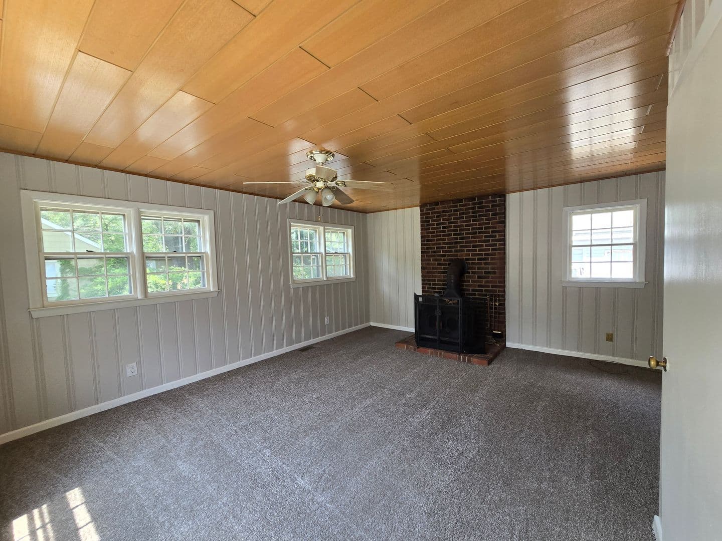 Fayetteville House: 217 Brainerd Avenue