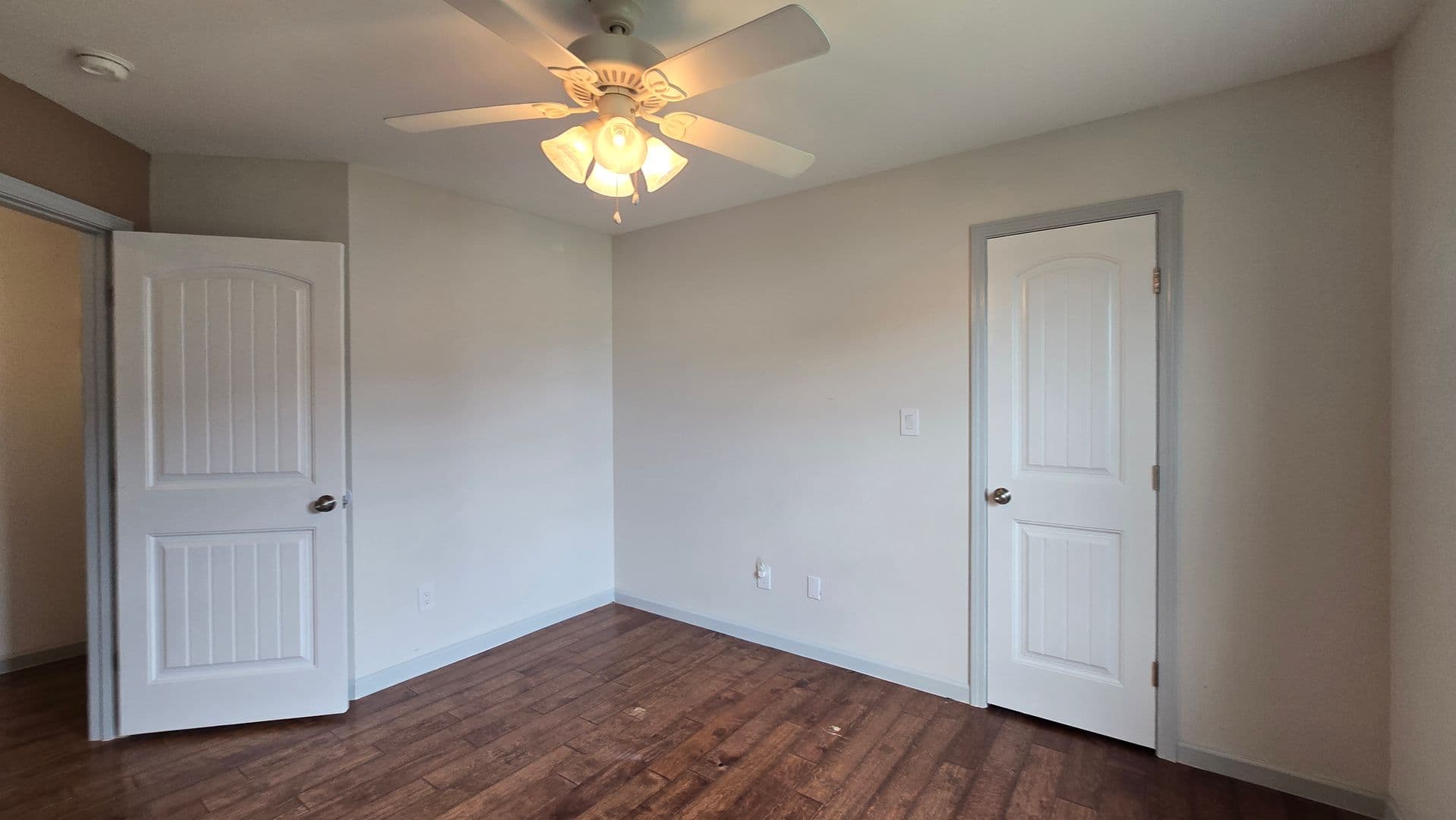 Fayetteville House: 2913 Schonner Court