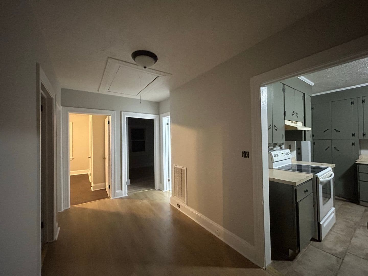 Fayetteville House: 1607 Ramsey Street