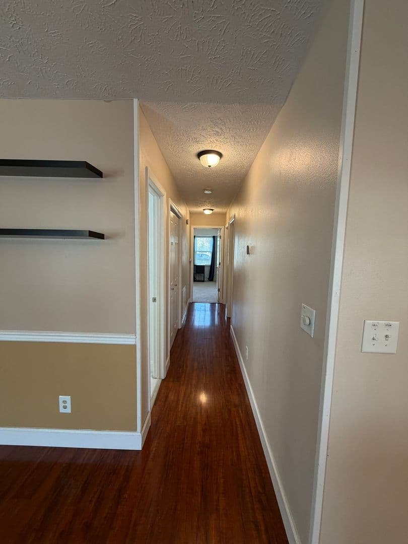 Fayetteville House: 991 Rim Rd