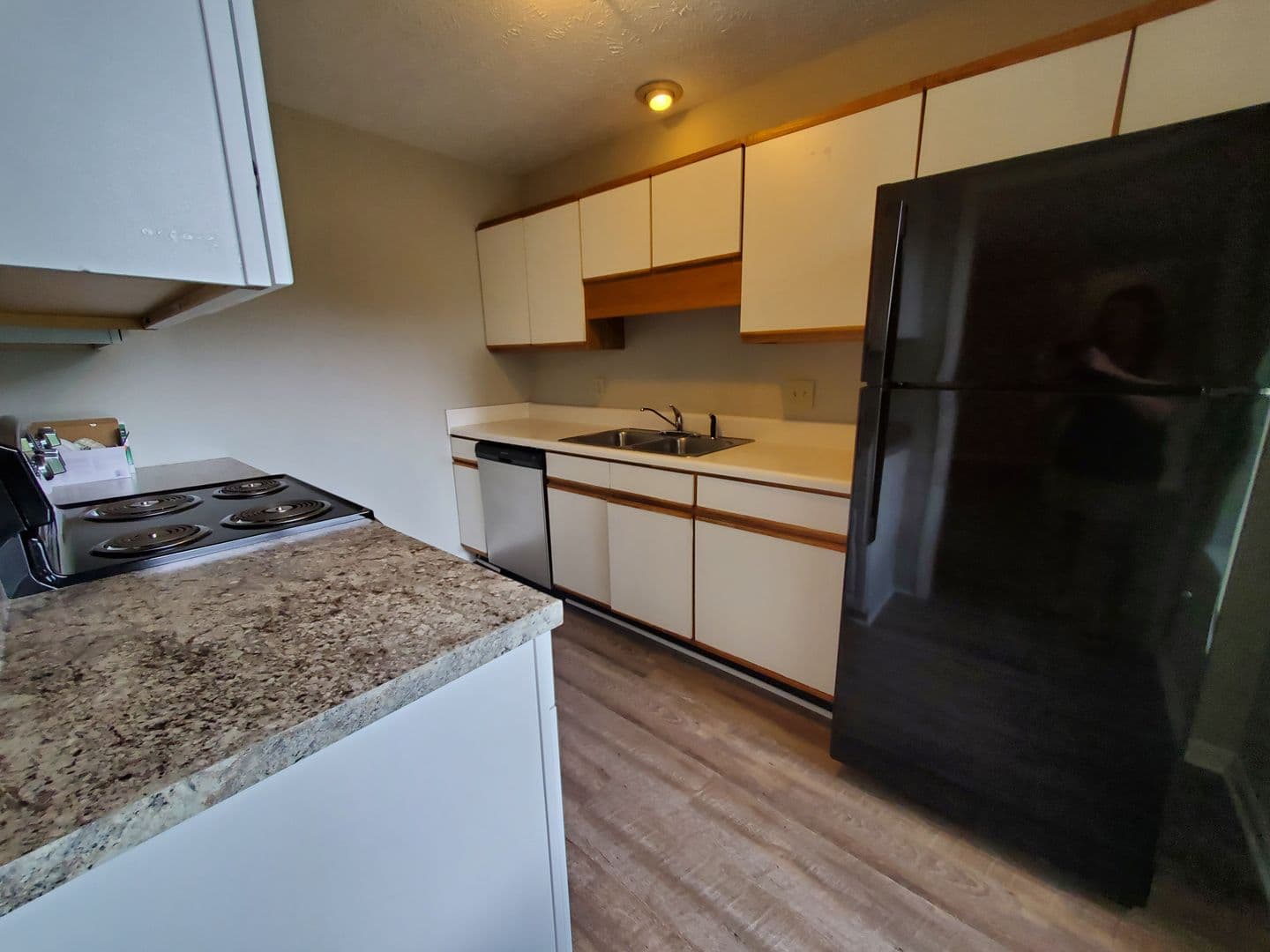 Fayetteville House: 3392-13 Galleria Drive