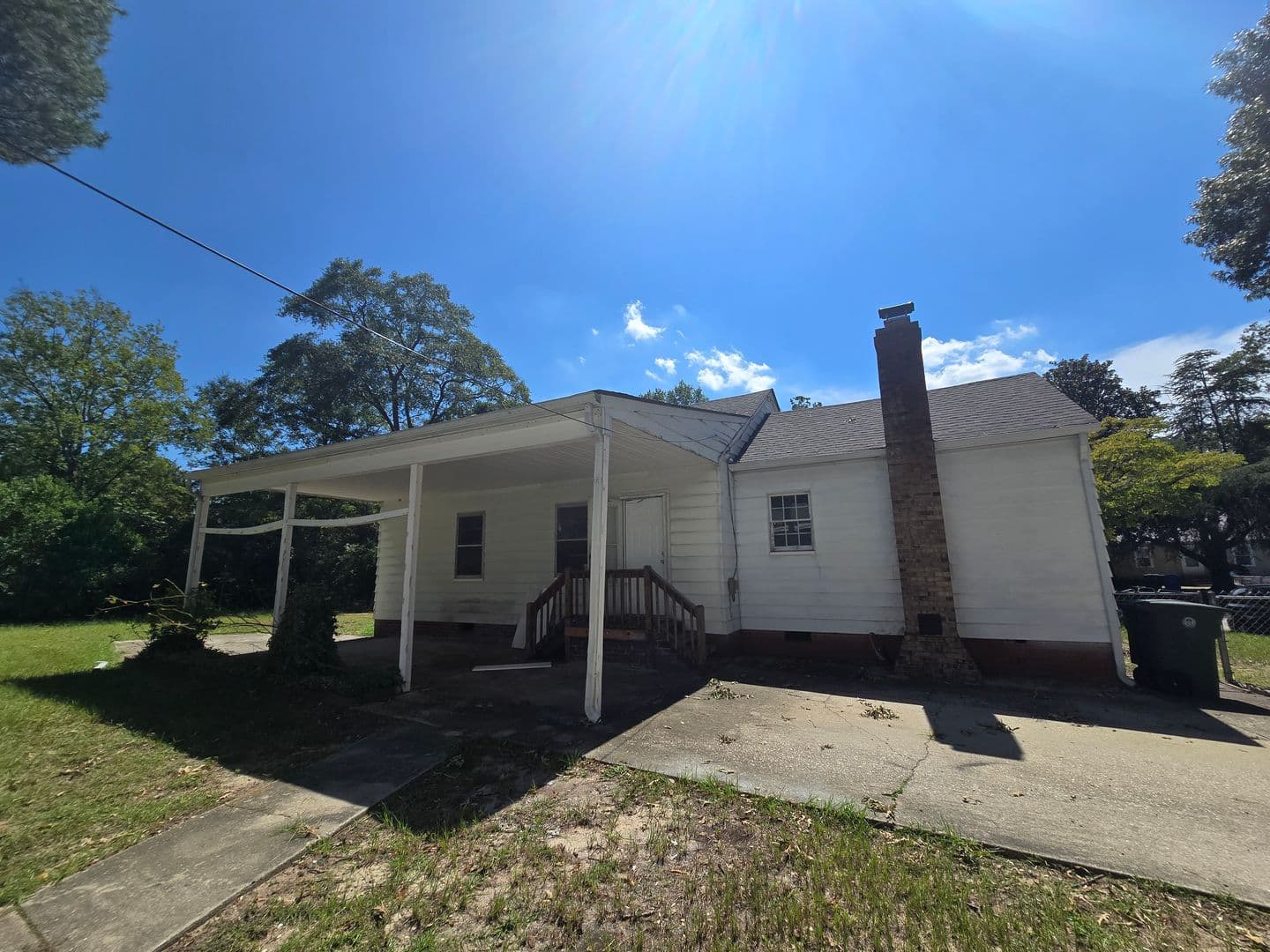 Fayetteville House: 217 Brainerd Avenue