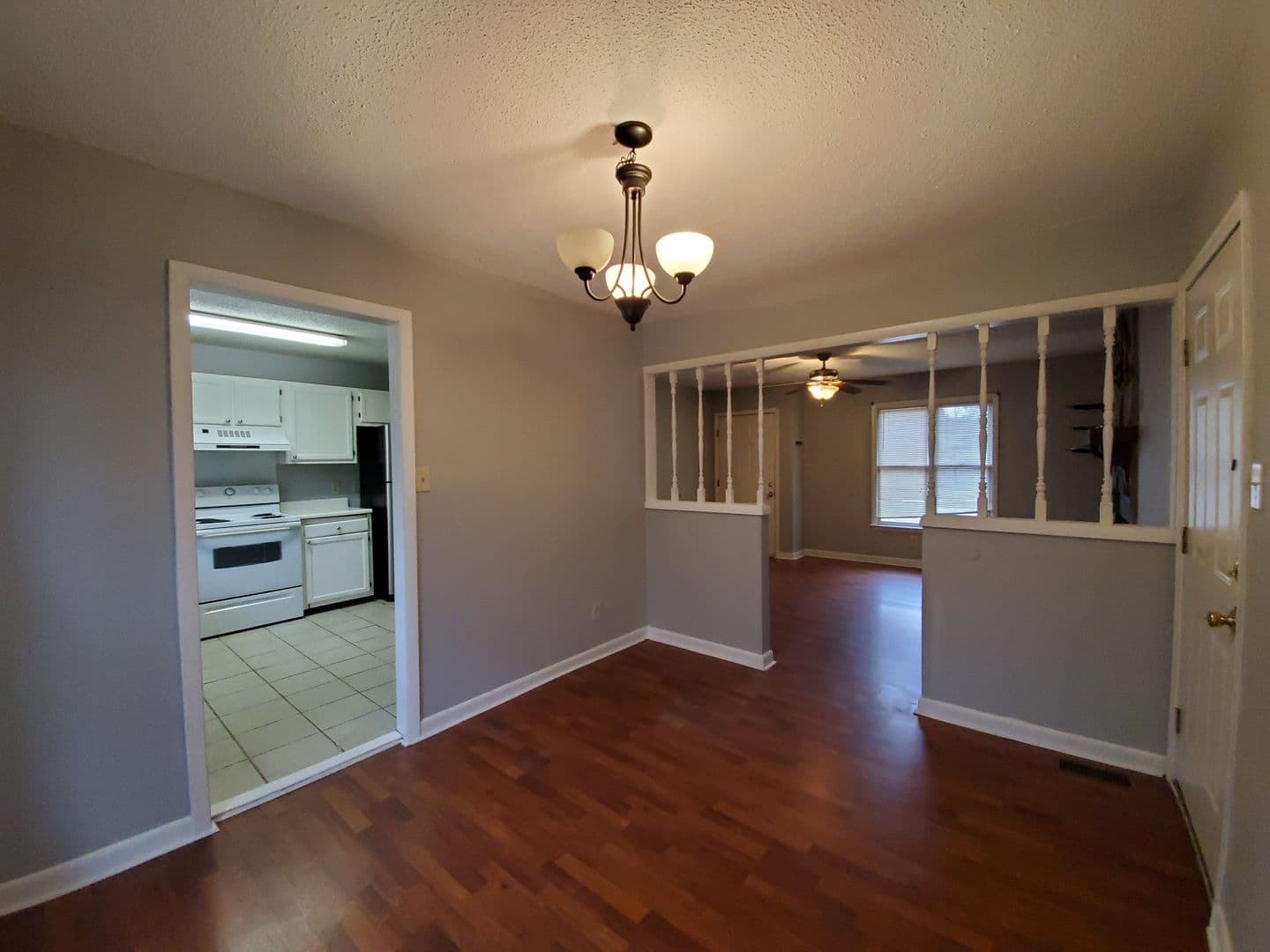 Fayetteville House: 7290 Surf Place