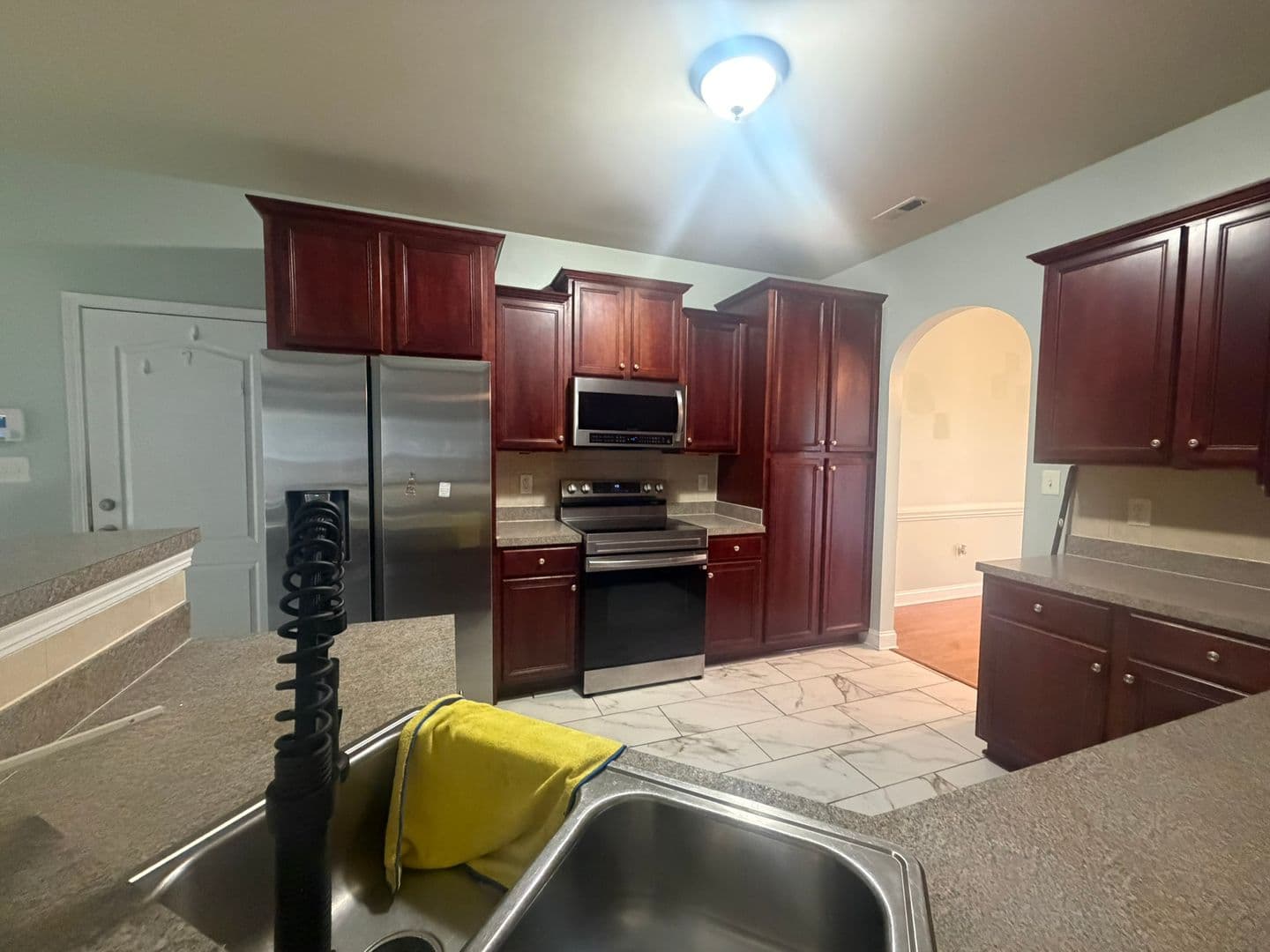 Fayetteville House: 3541 Castlefield Lane