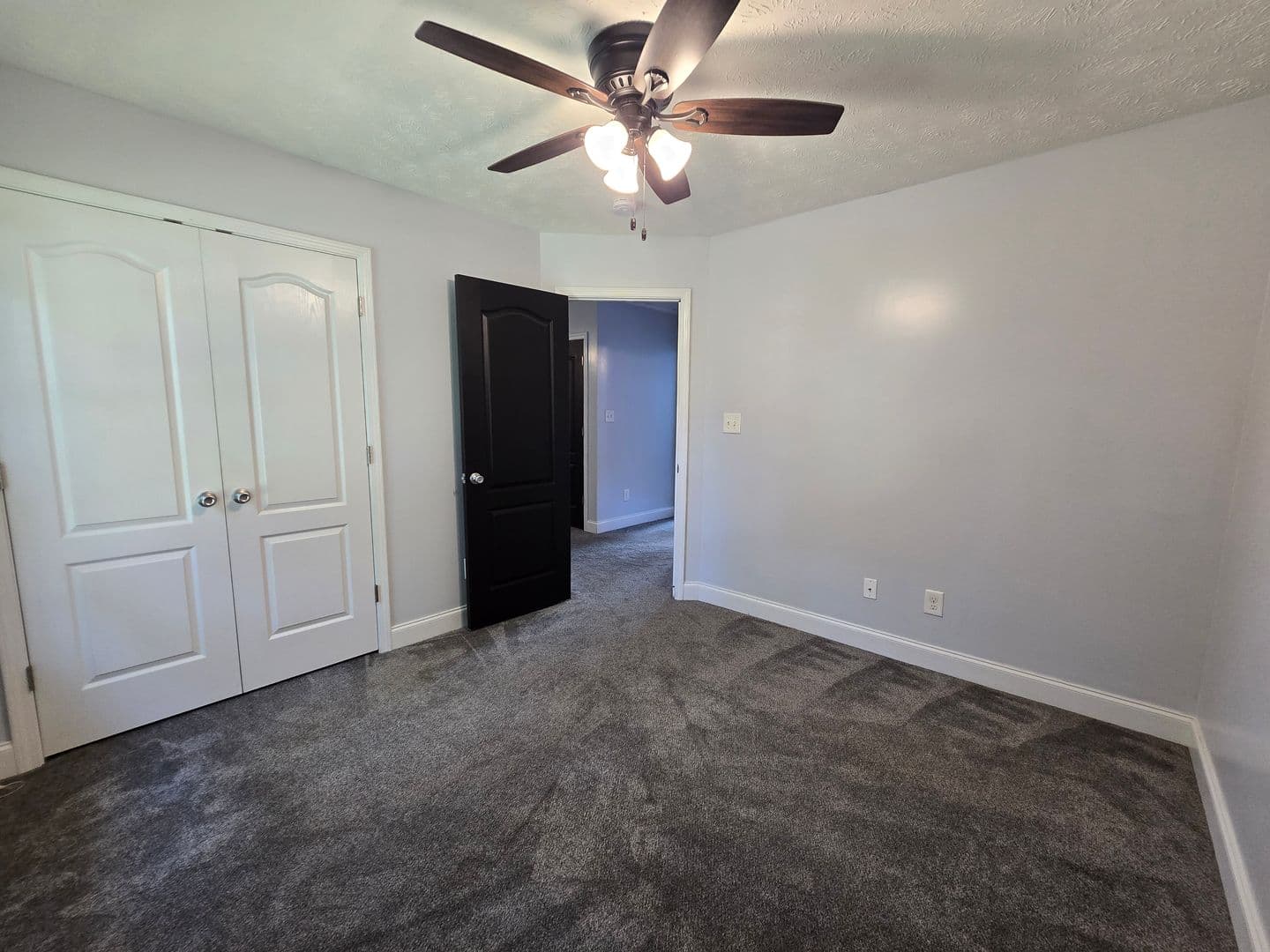 Raeford House: 103 Flag Lane