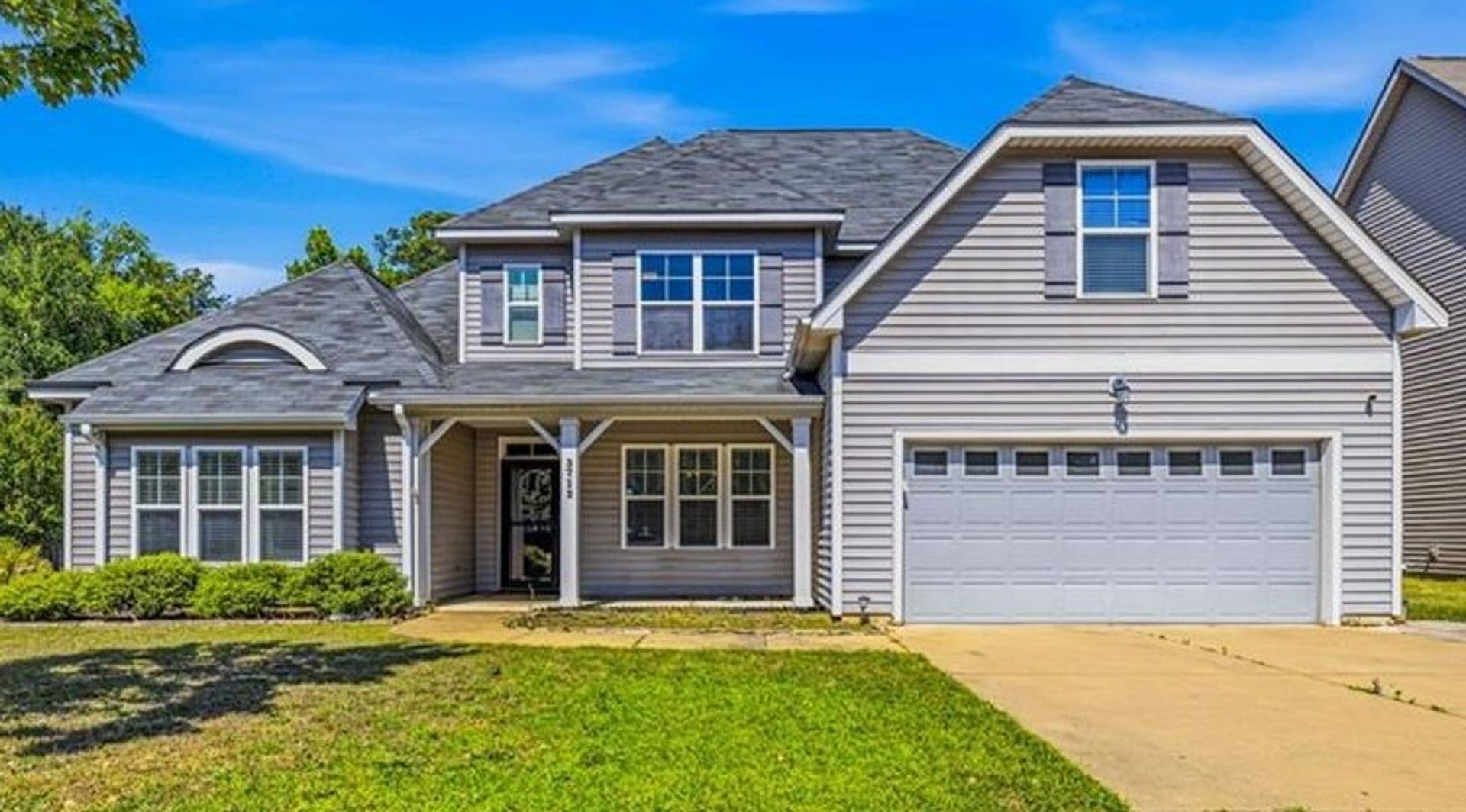 Fayetteville House: 3712 Badin Lake Lane