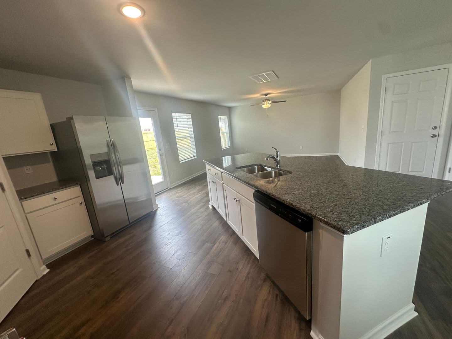 Raeford House: 191 Hornet Dr