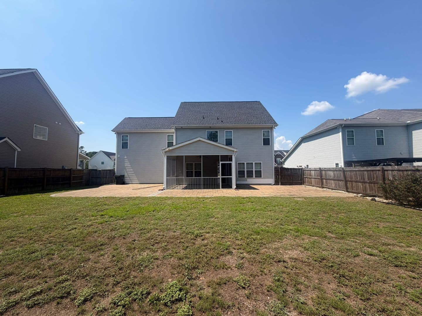 Fayetteville House: 3541 Castlefield Lane
