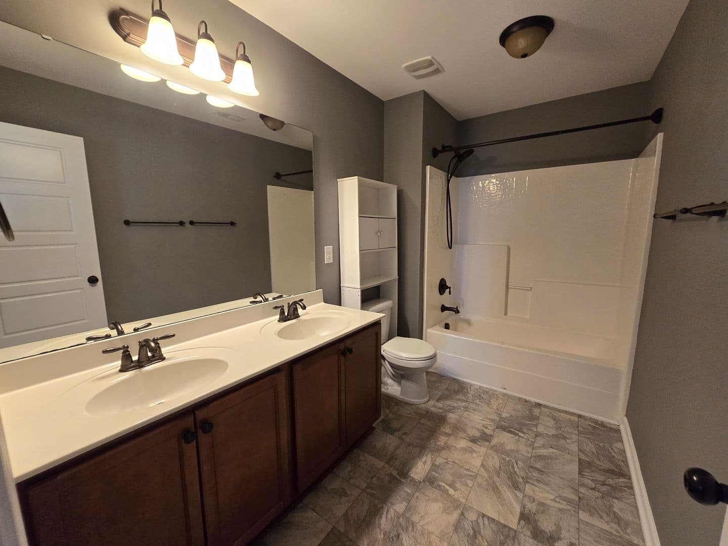 Fayetteville House: 3712 Badin Lake Lane