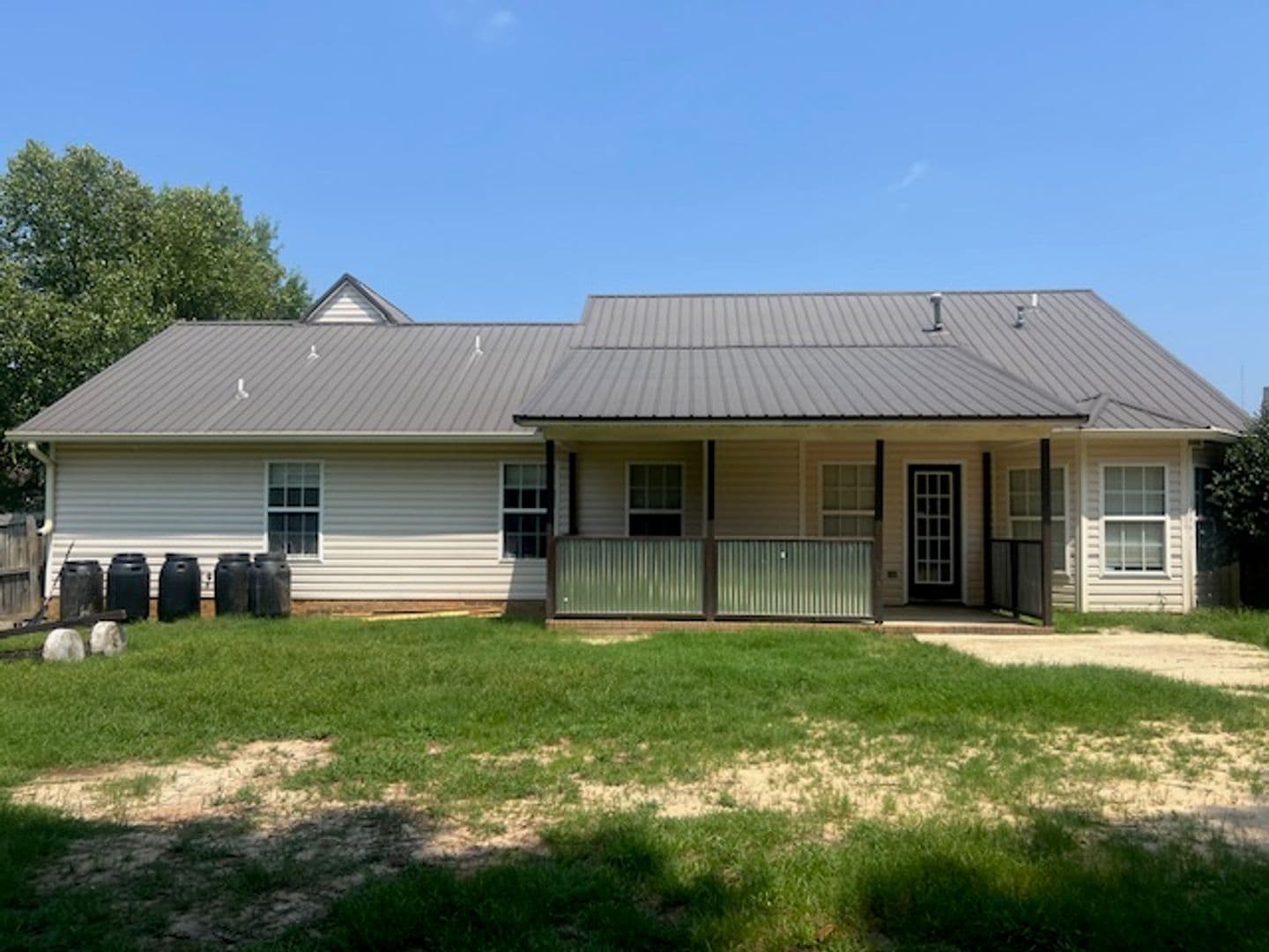 Fayetteville House: 436 Chester Lake Place