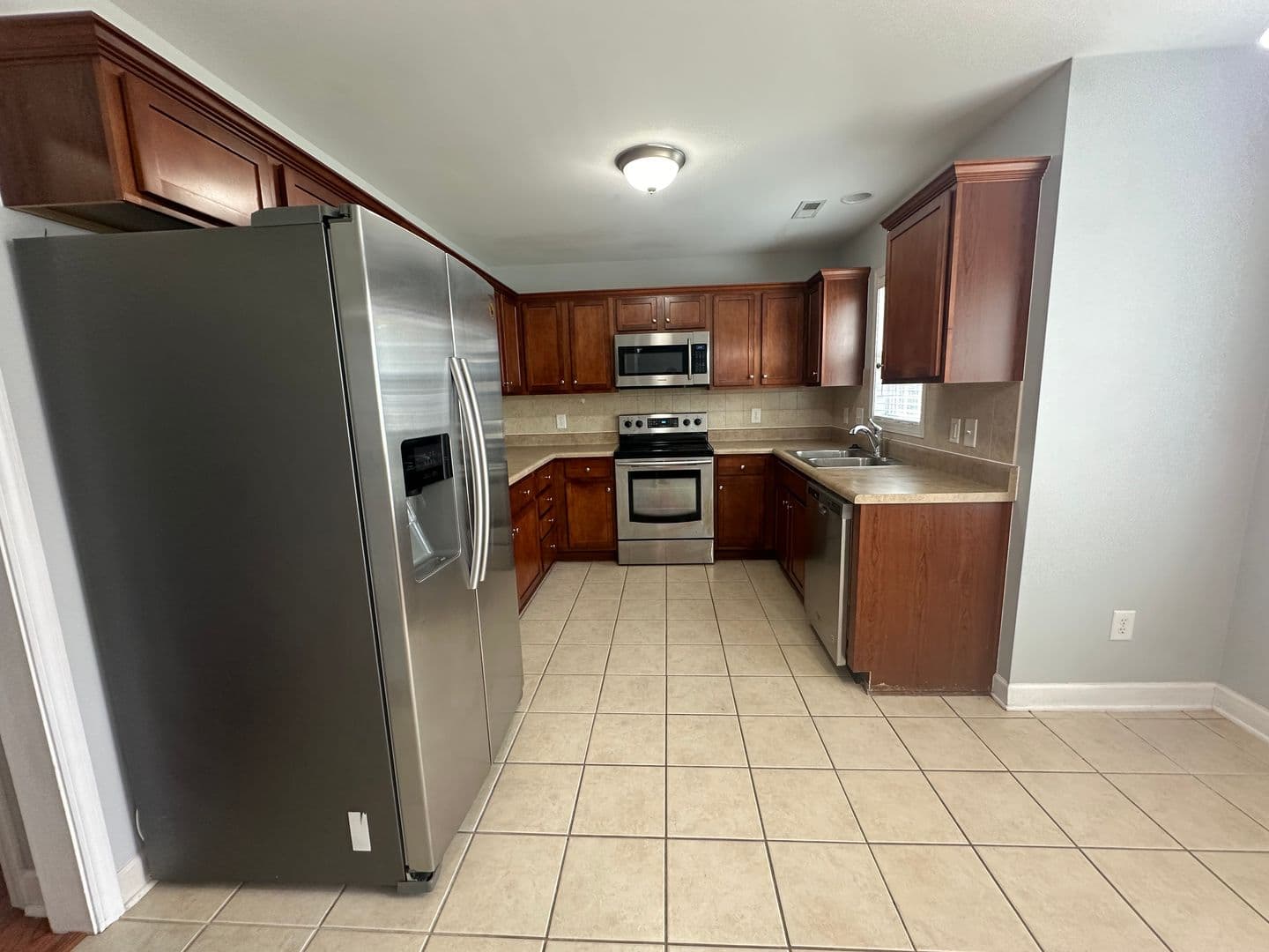 Fayetteville House: 4252 Redspire Ln