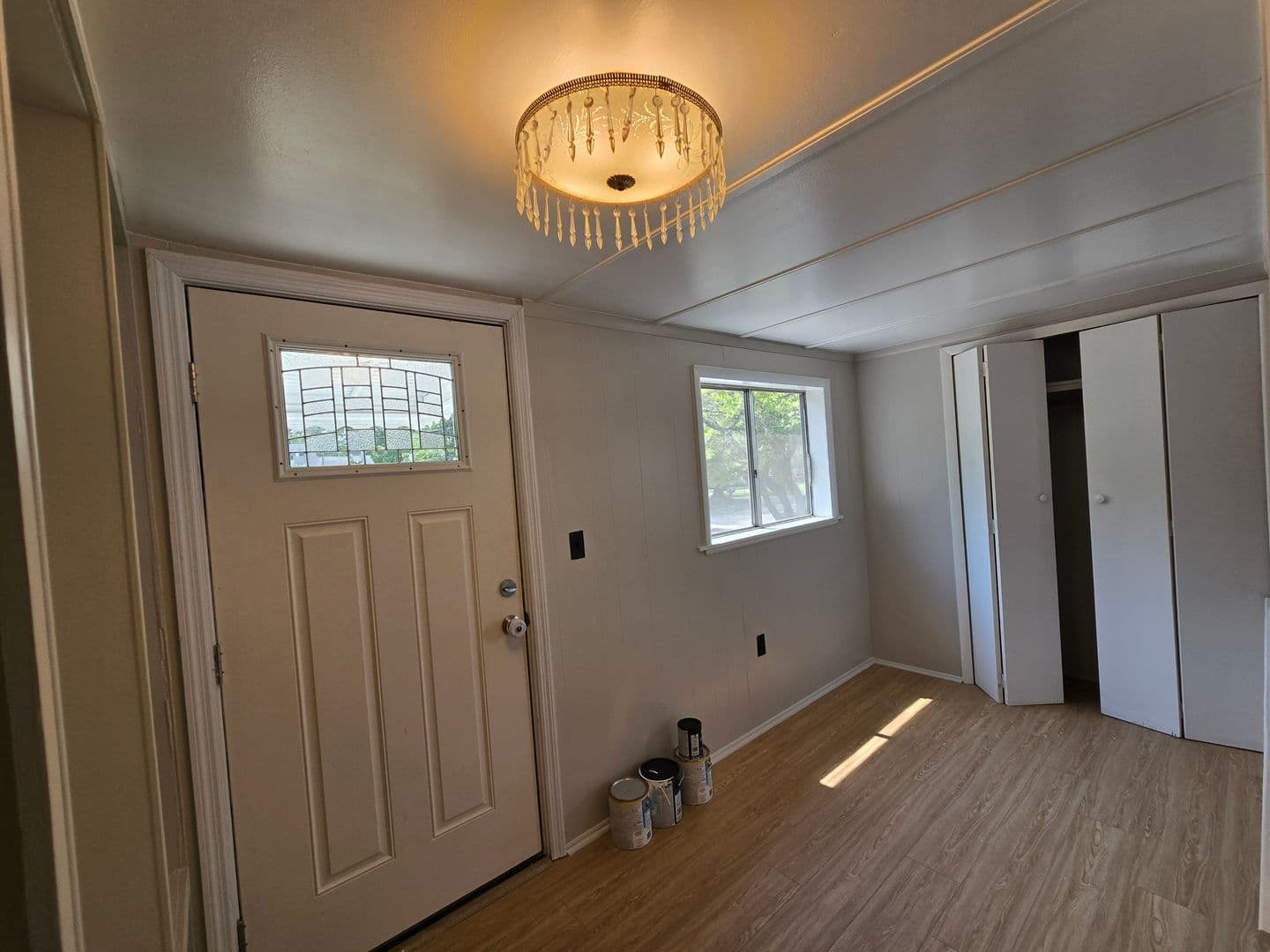 Fayetteville House: 217 Brainerd Avenue