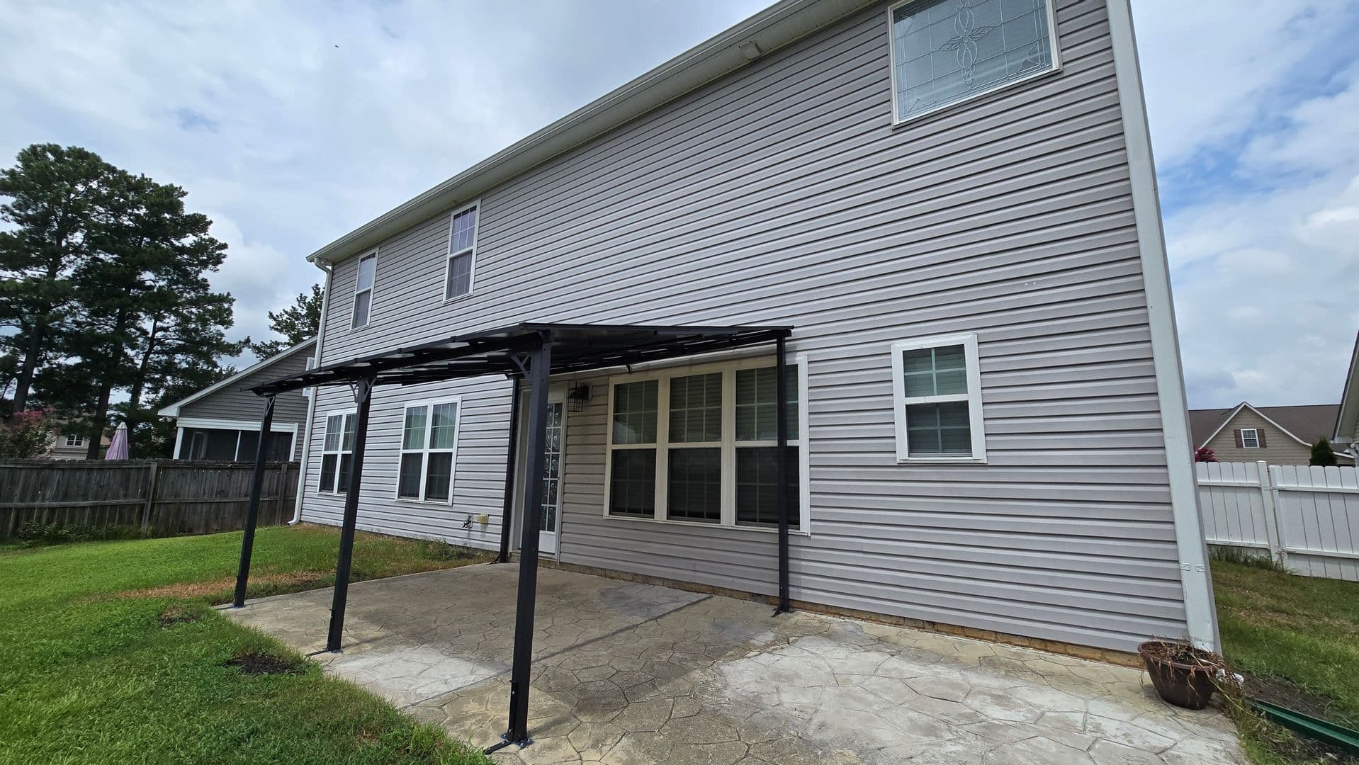 Fayetteville House: 2913 Schonner Court