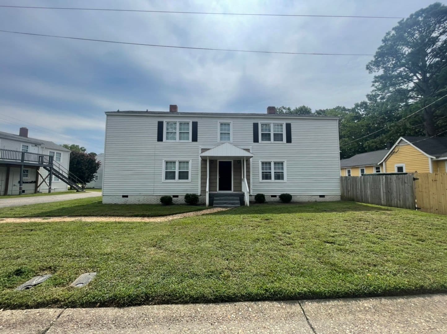 Fayetteville House: 232-C Woodrow Street